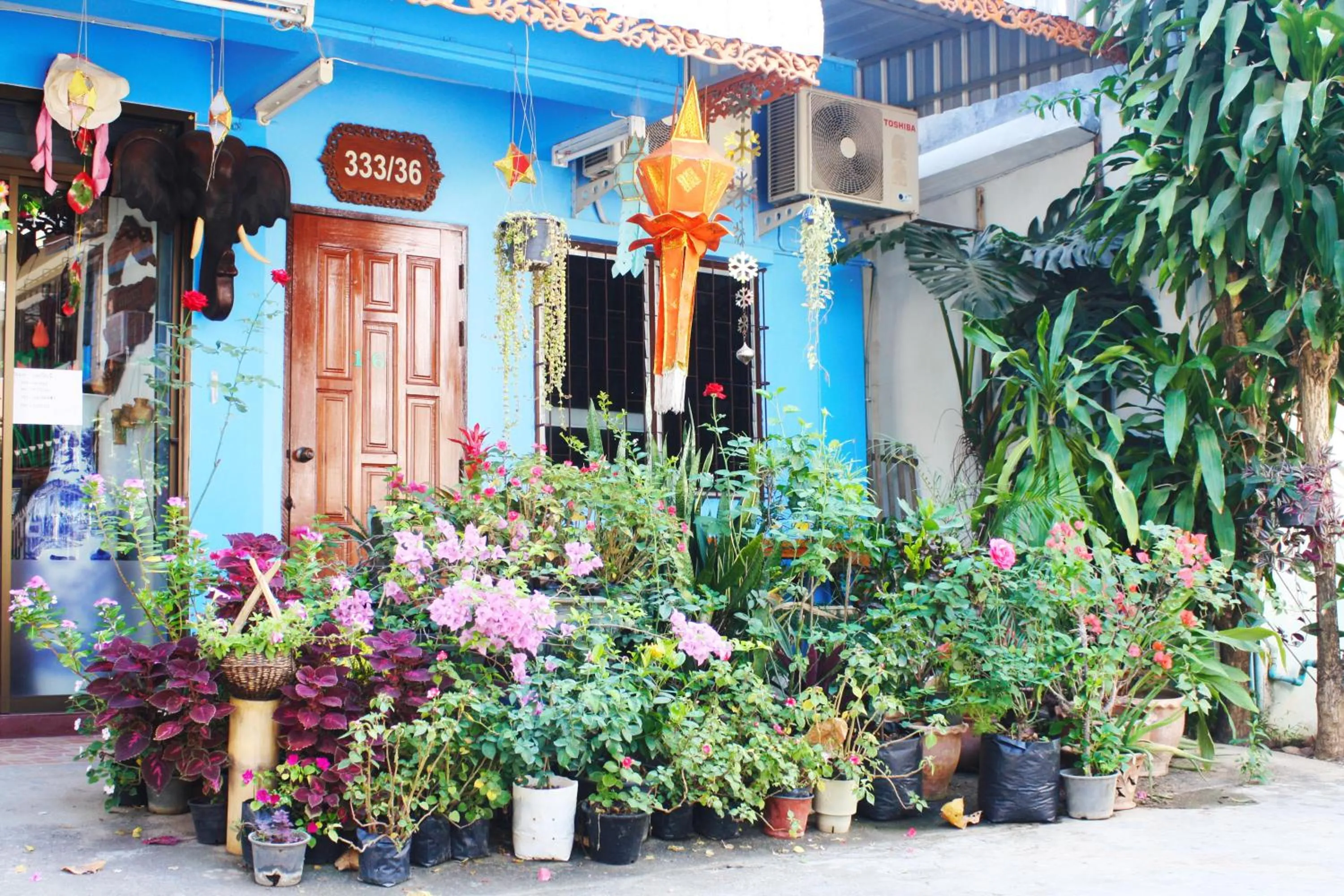 Property building in Saithong House