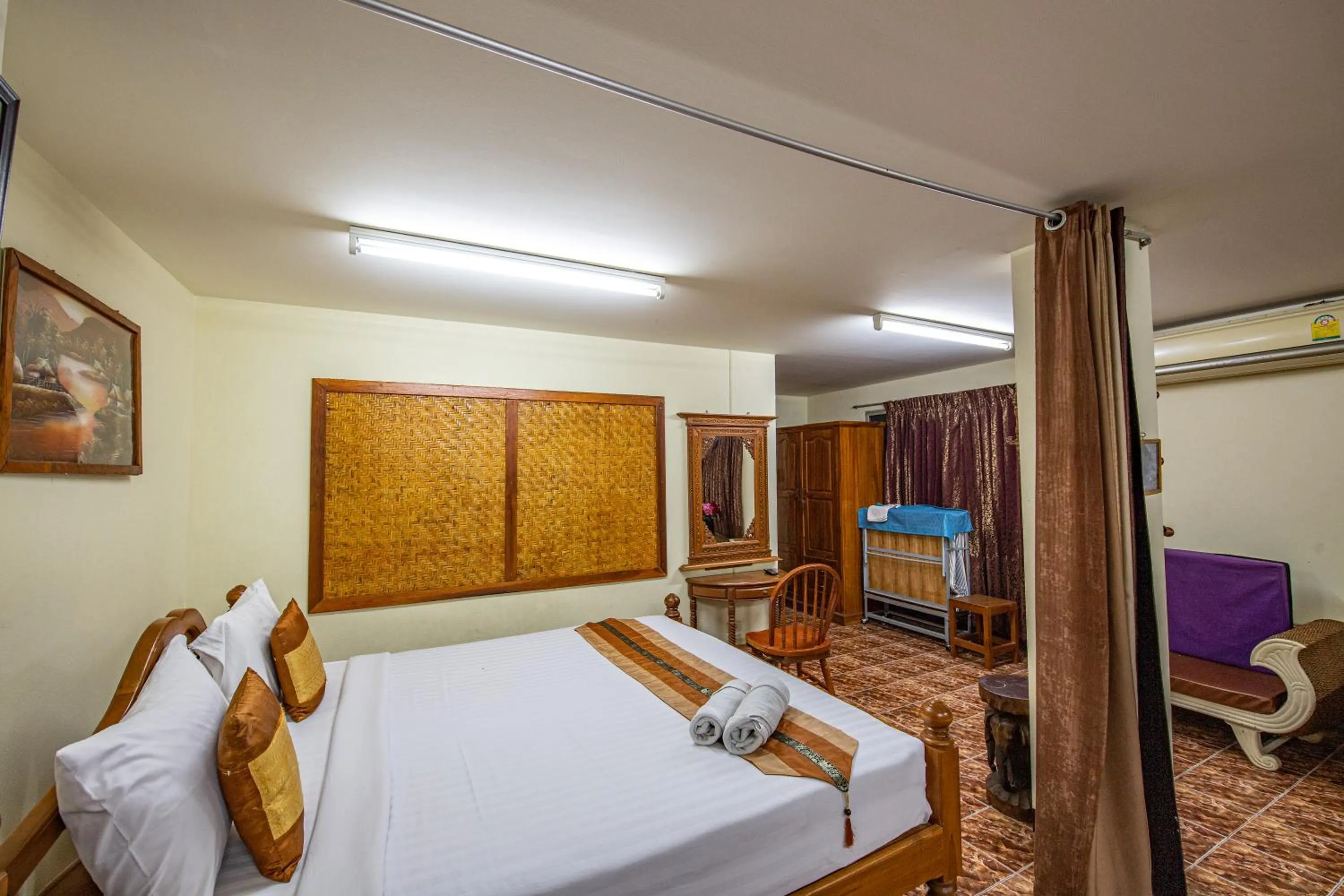 Bed in Saithong House