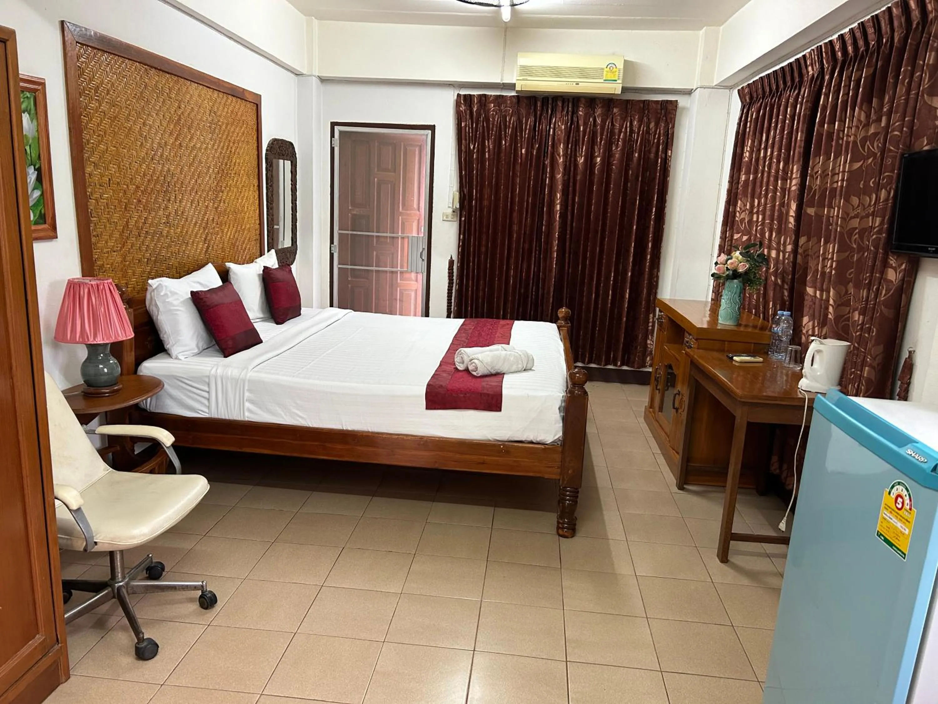 Bed in Saithong House