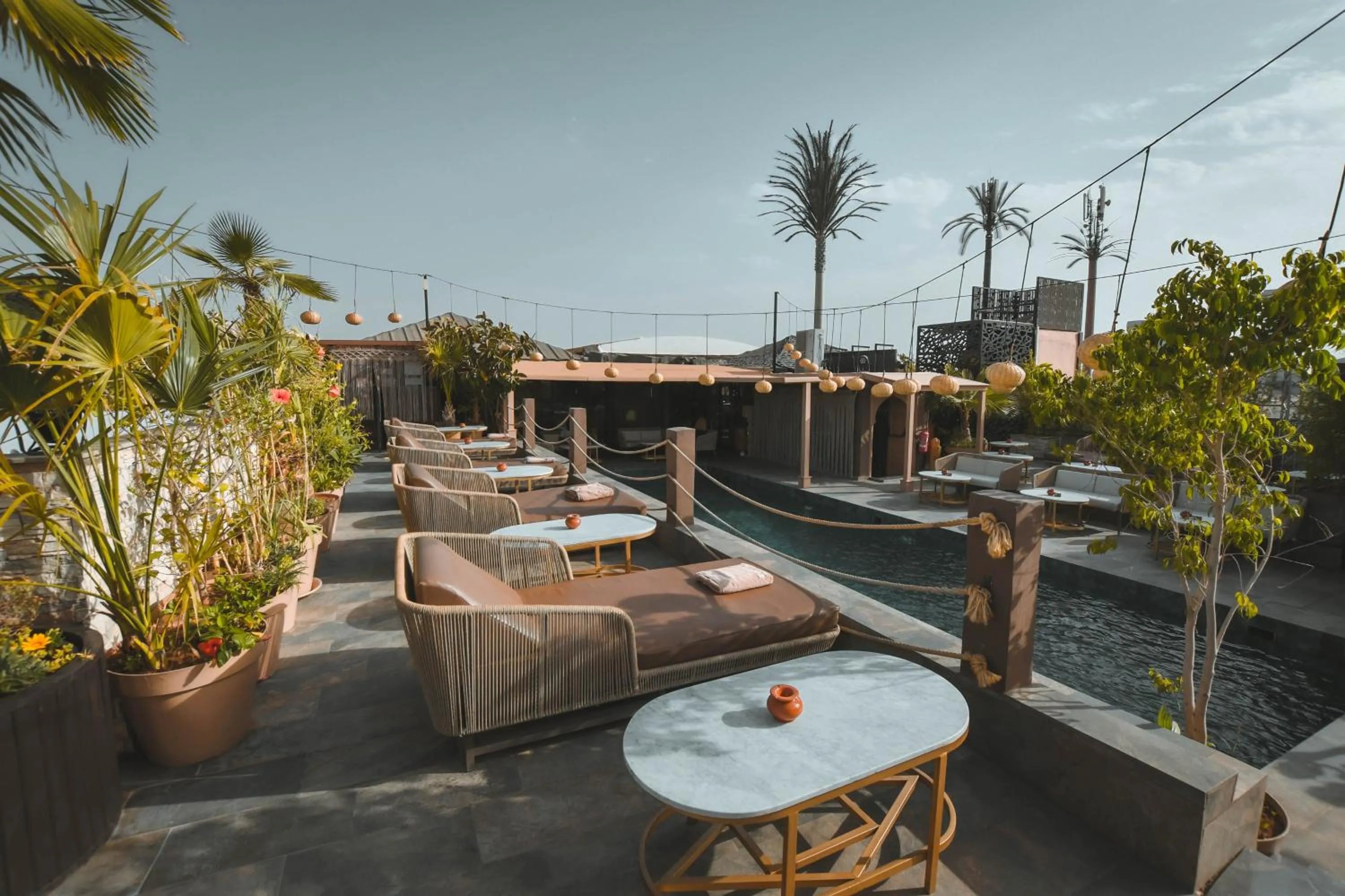 Day in 555 Hotel Clubbing Adults Only