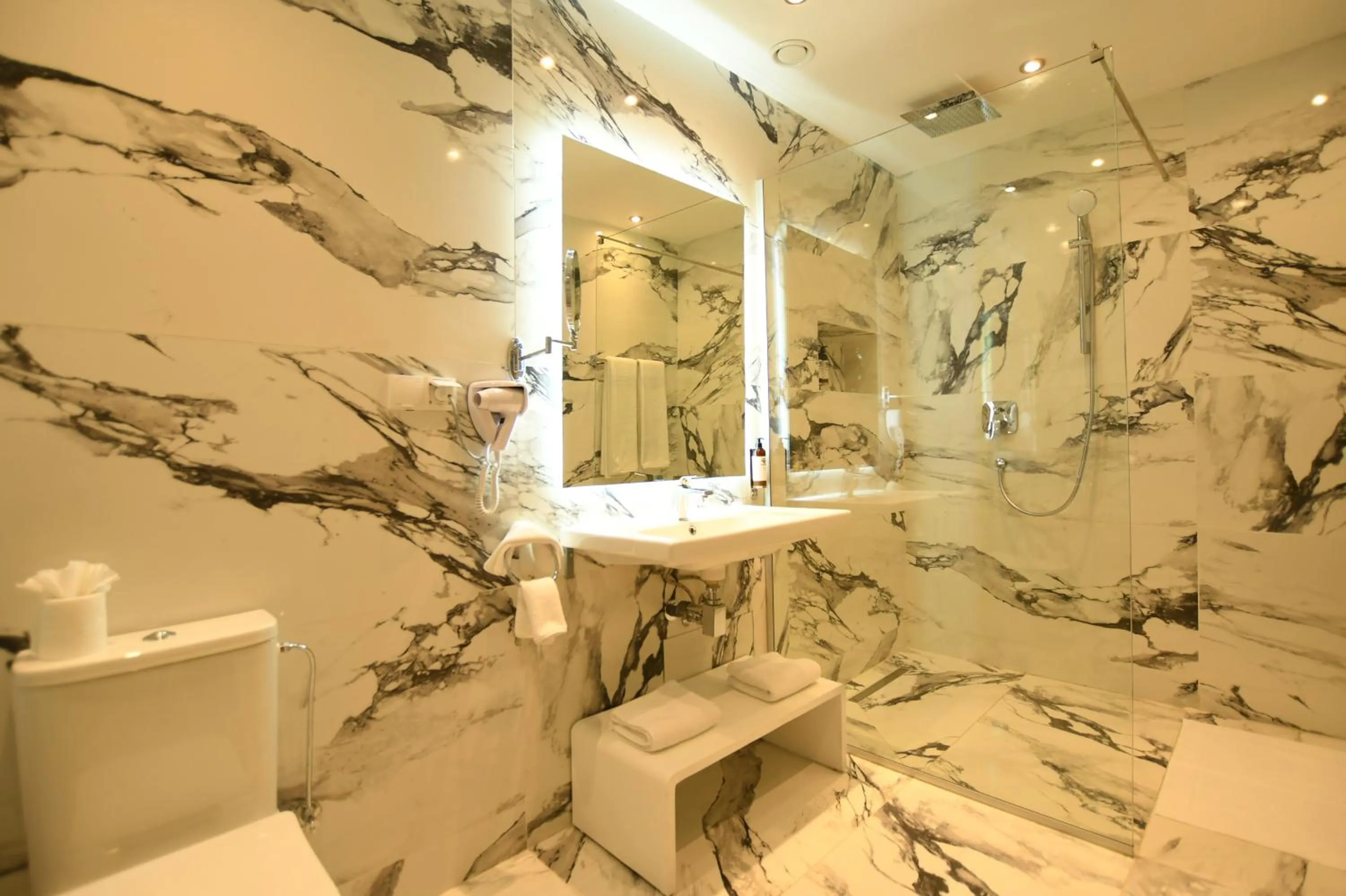 Bathroom in 555 Hotel Clubbing Adults Only