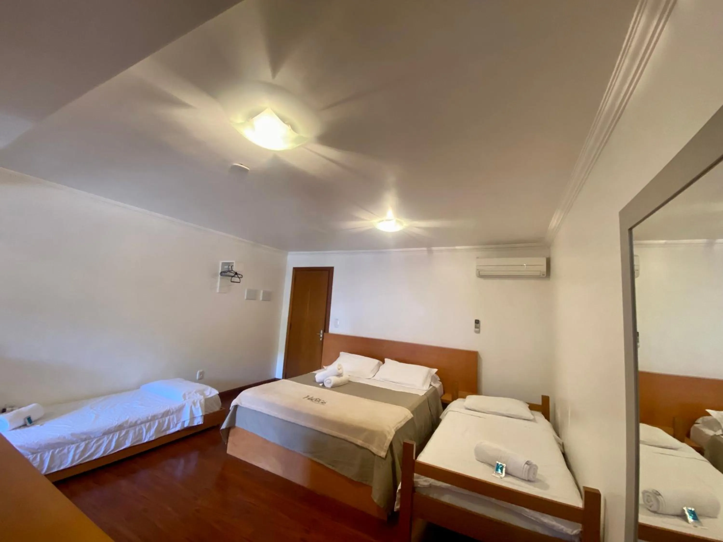 Photo of the whole room, Bed in Pousada Habitue