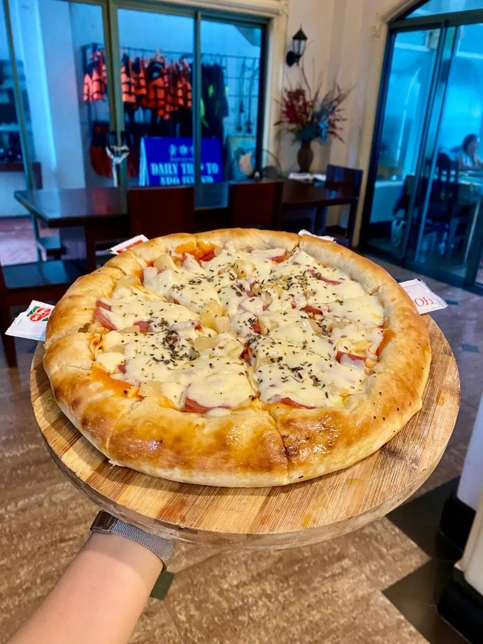 Gracey Dive Resort and Restaurant