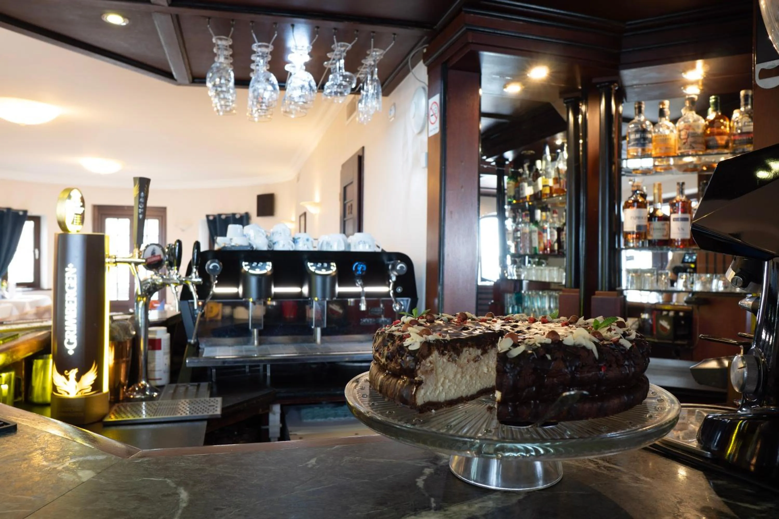 Restaurant/places to eat in Willa Victor - Widok Na Morze - Najpiekniejszy w Polsce - Śniadanie w Cenie