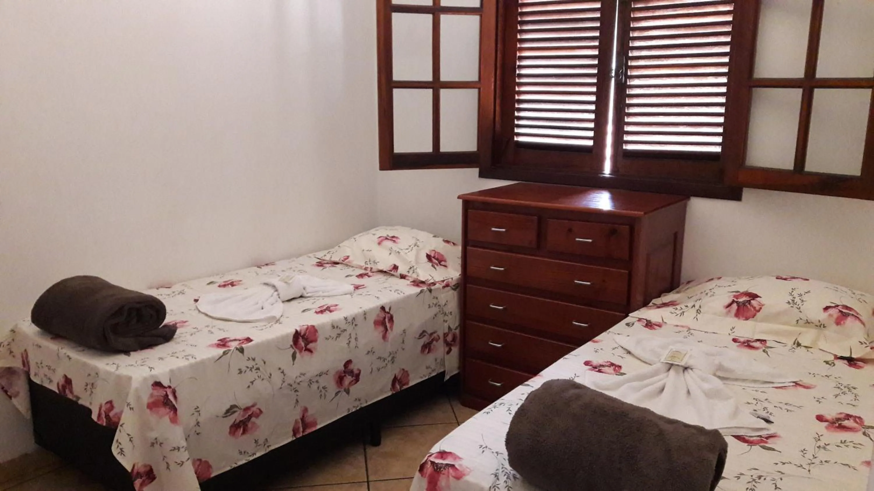 Bedroom, Bed in Pousada Sognares