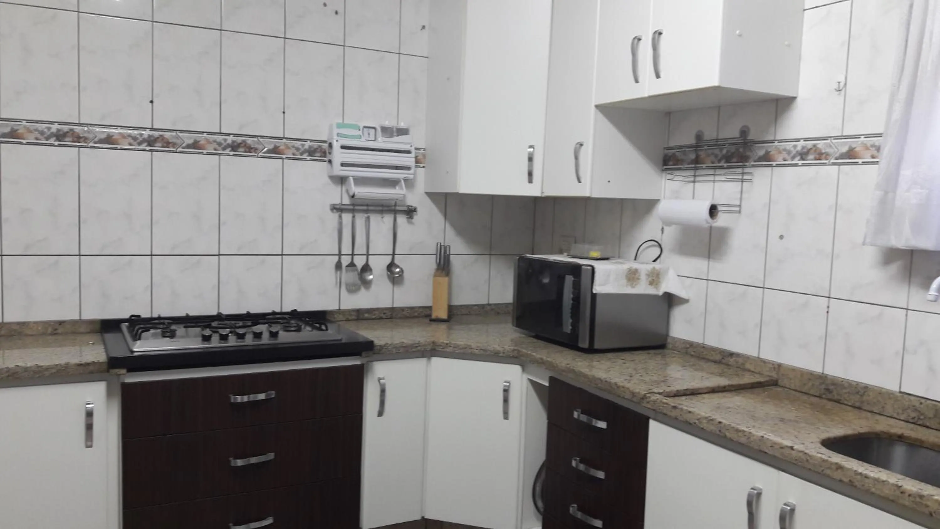 Communal kitchen in Pousada Sognares