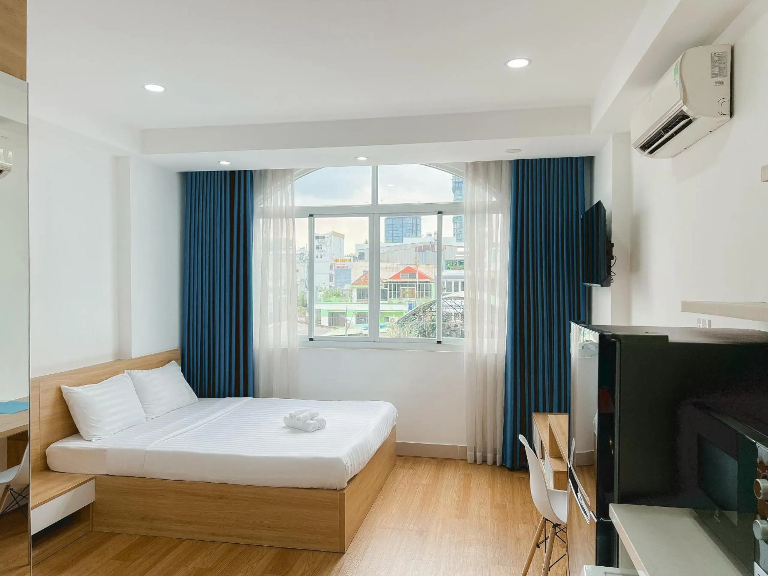 Bedroom, Bed in Home Away Ky Con - Serviced Apartment