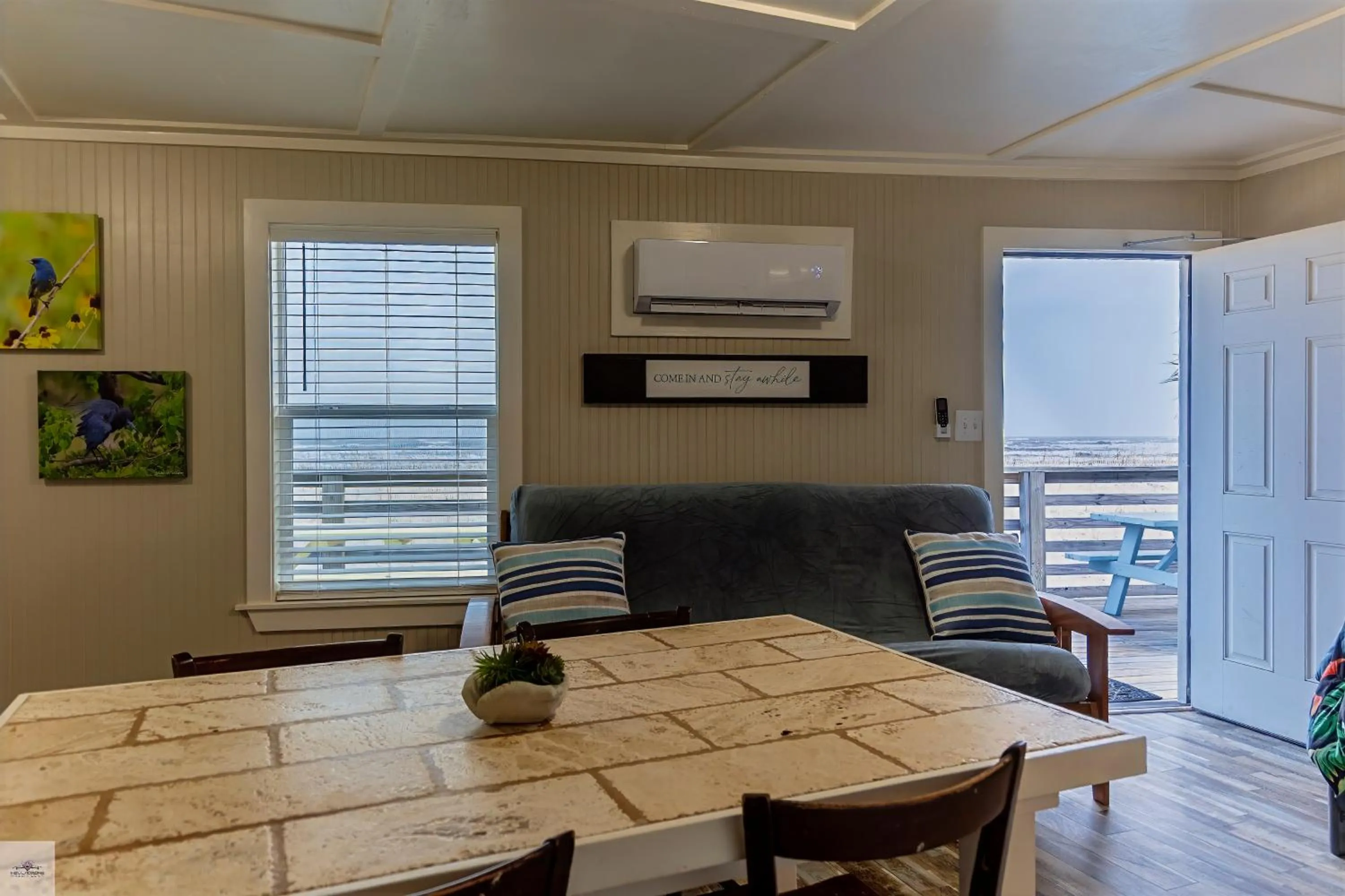 Dining area in Blue Dolphin Inn and Cottages