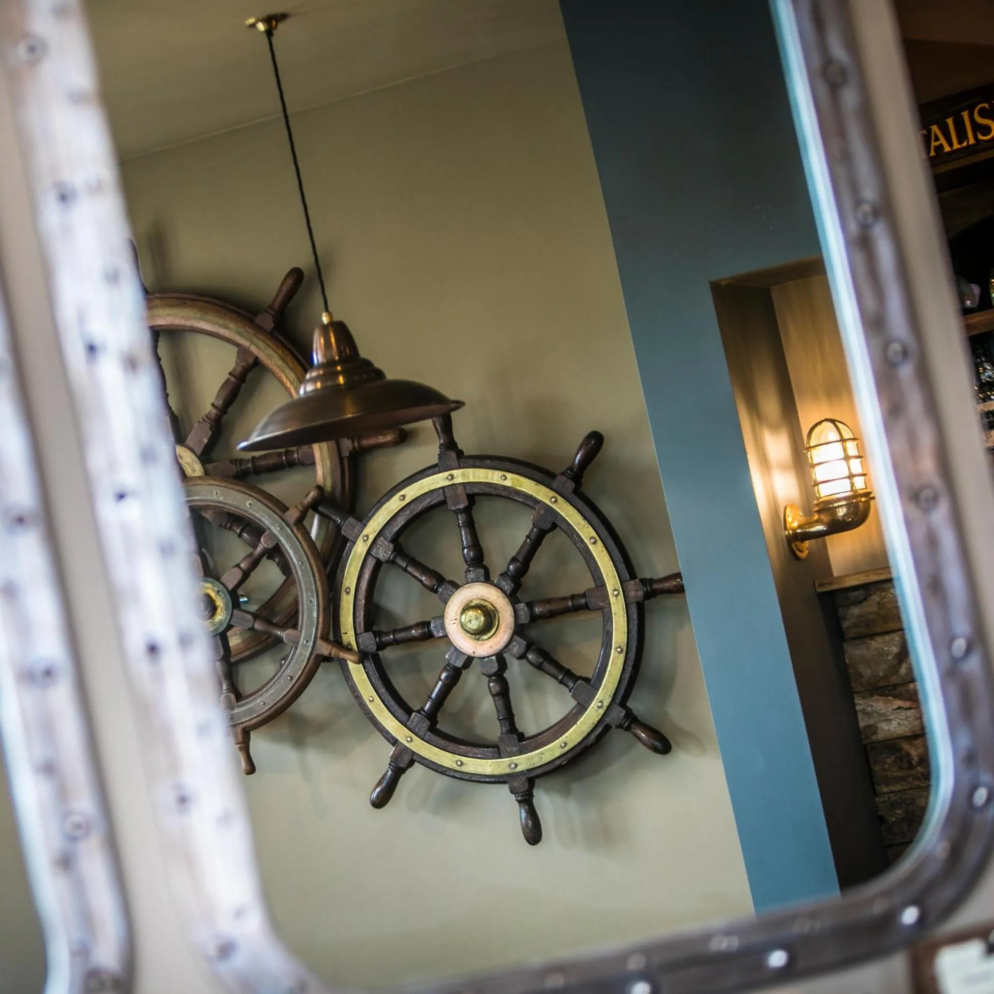 Restaurant/places to eat in The Bath Hotel