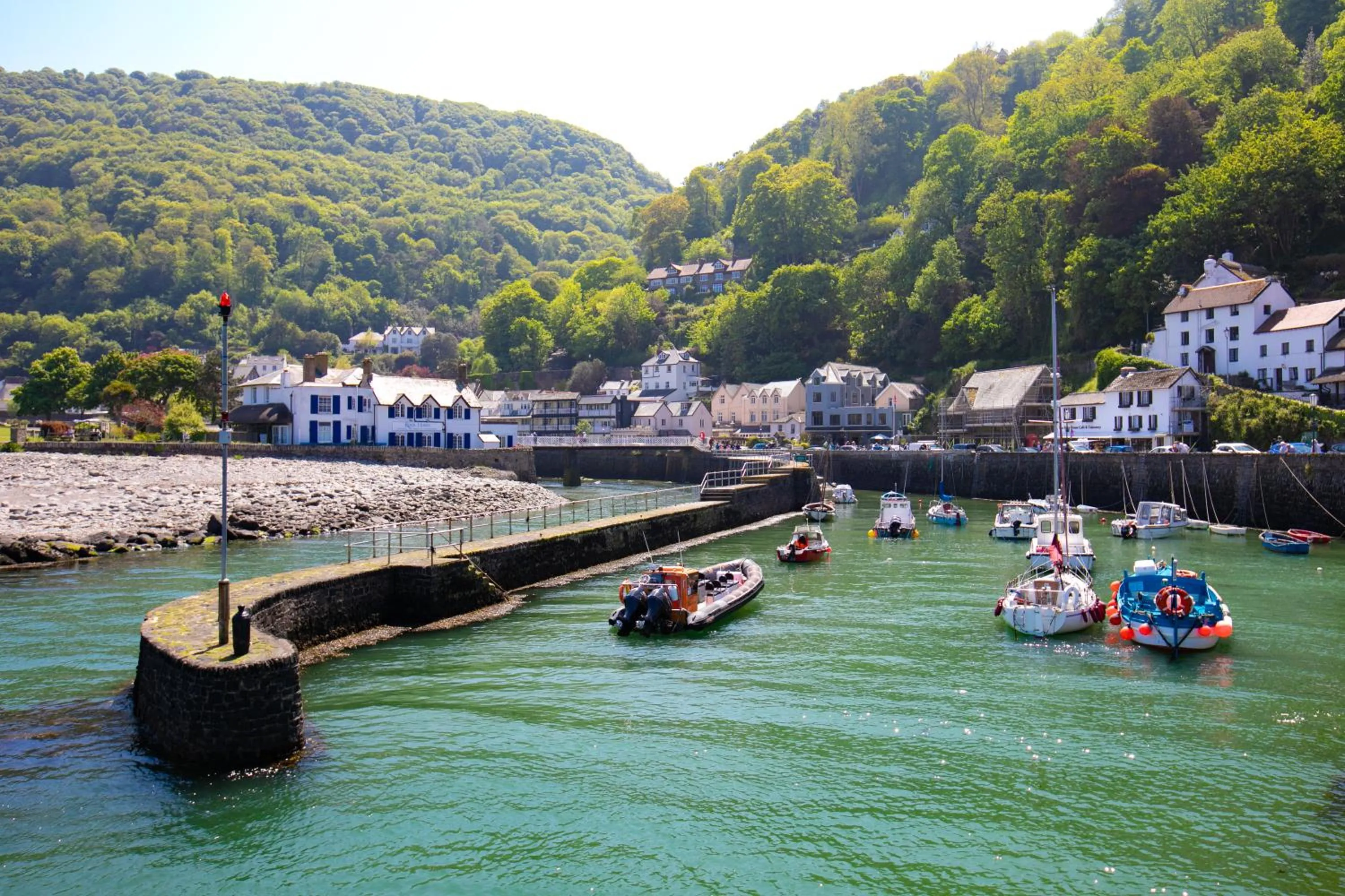 Restaurant/places to eat in The Bath Hotel