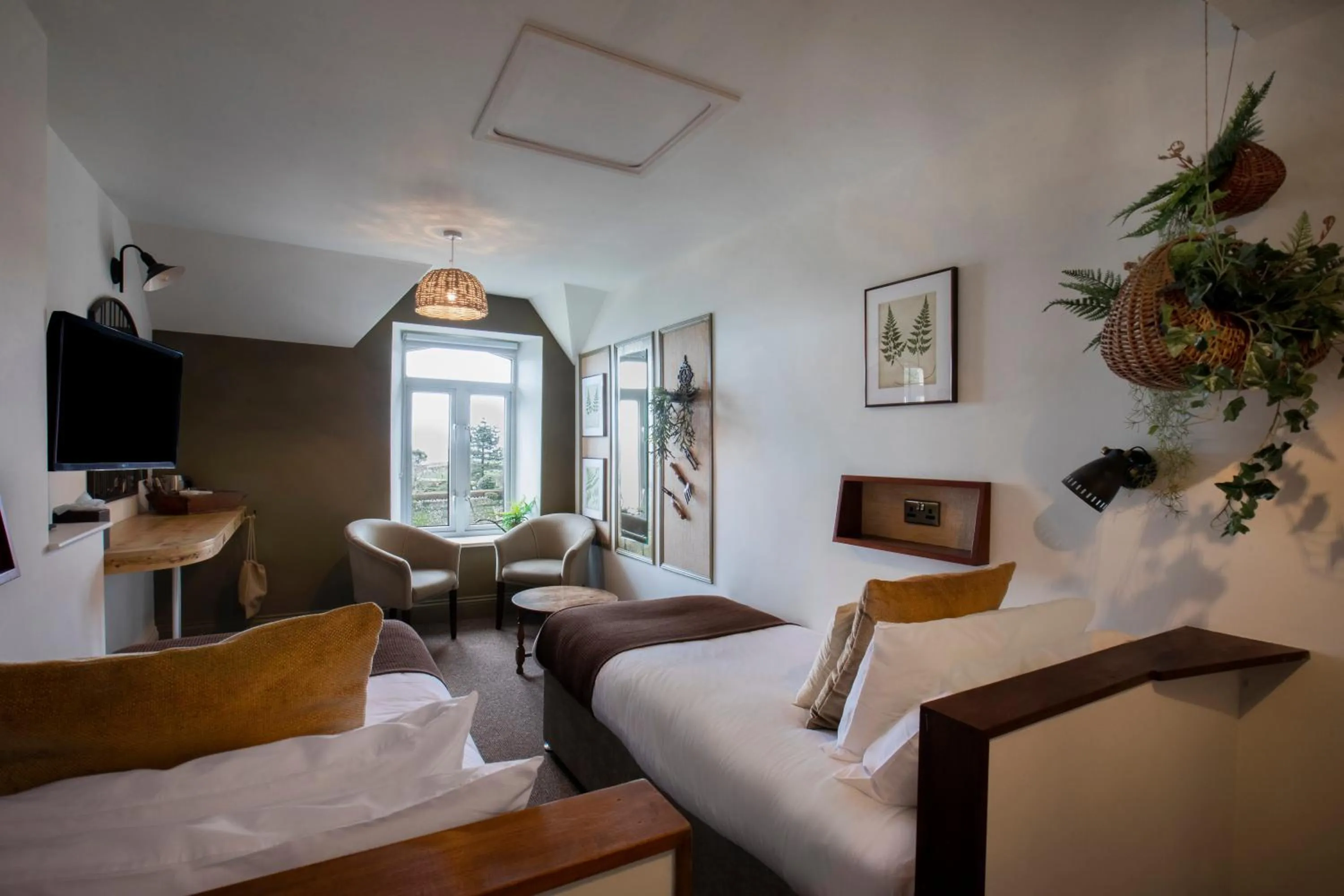 Decorative detail, Bed in The Bath Hotel