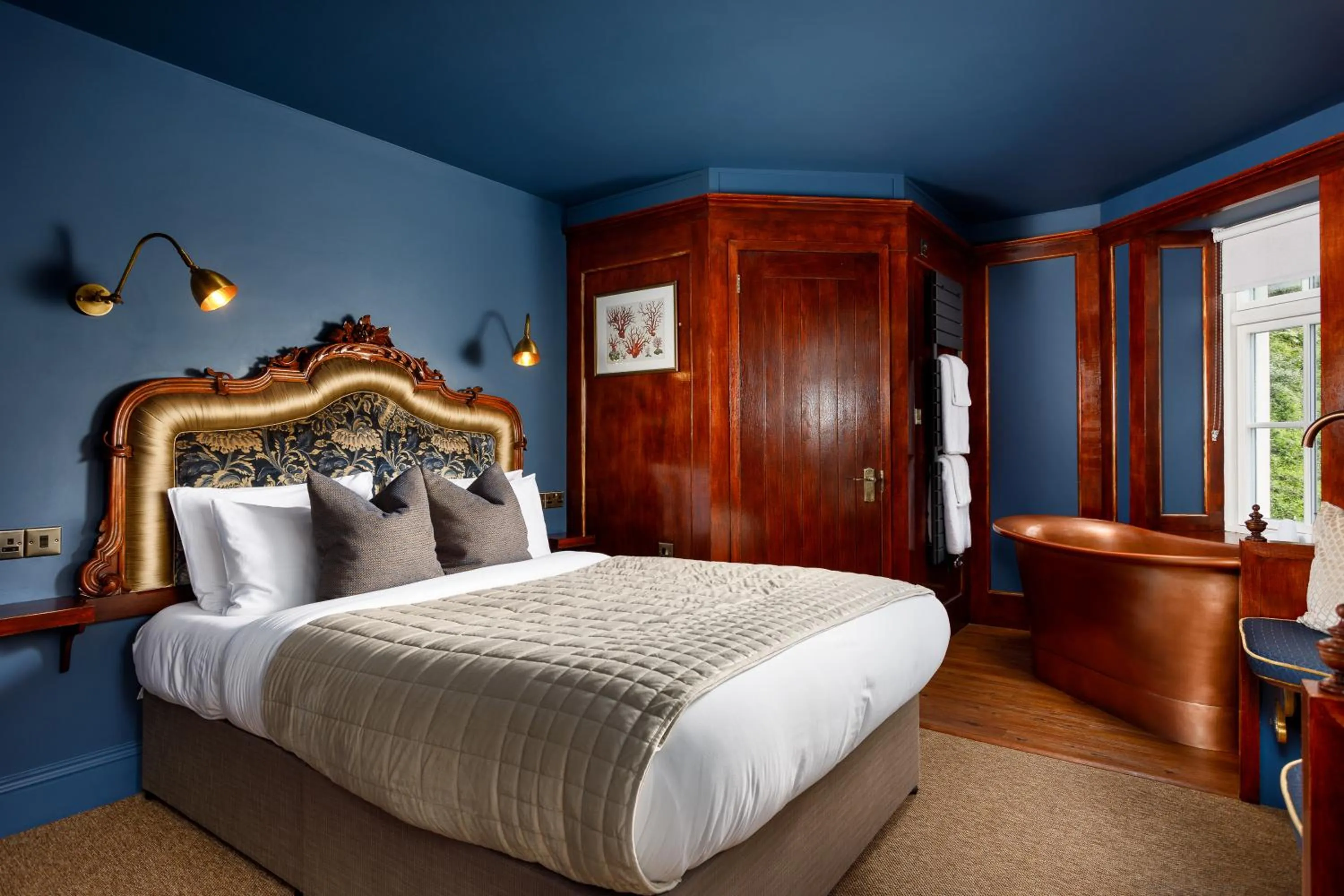 Sea view, Bed in The Bath Hotel