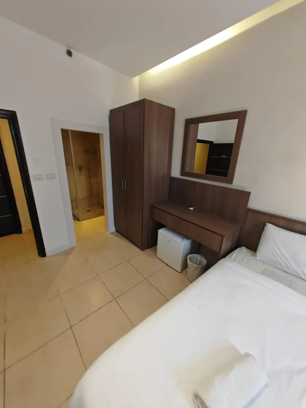 Bedroom, Bed in New Metropole Hotel - Jerusalem