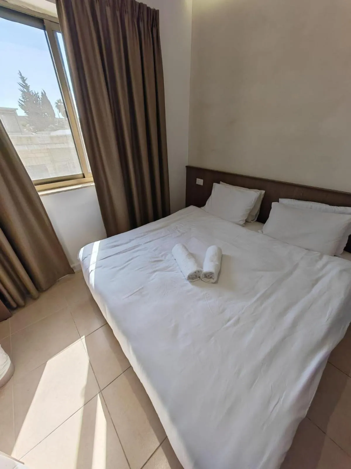 Bedroom, Bed in New Metropole Hotel - Jerusalem
