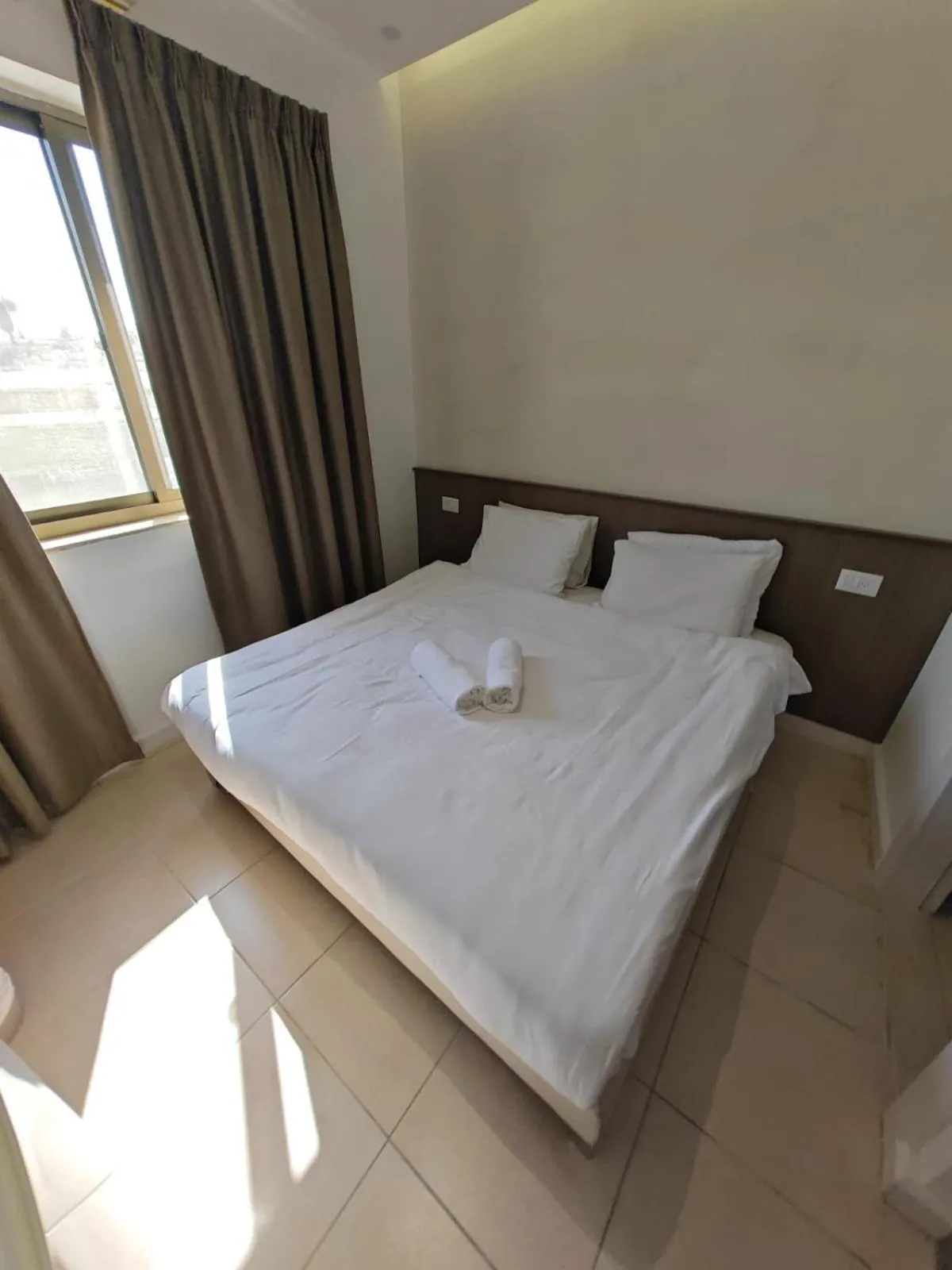 Bedroom, Bed in New Metropole Hotel - Jerusalem