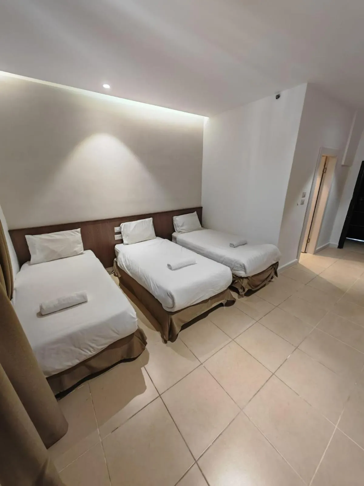 Bedroom, Bed in New Metropole Hotel - Jerusalem