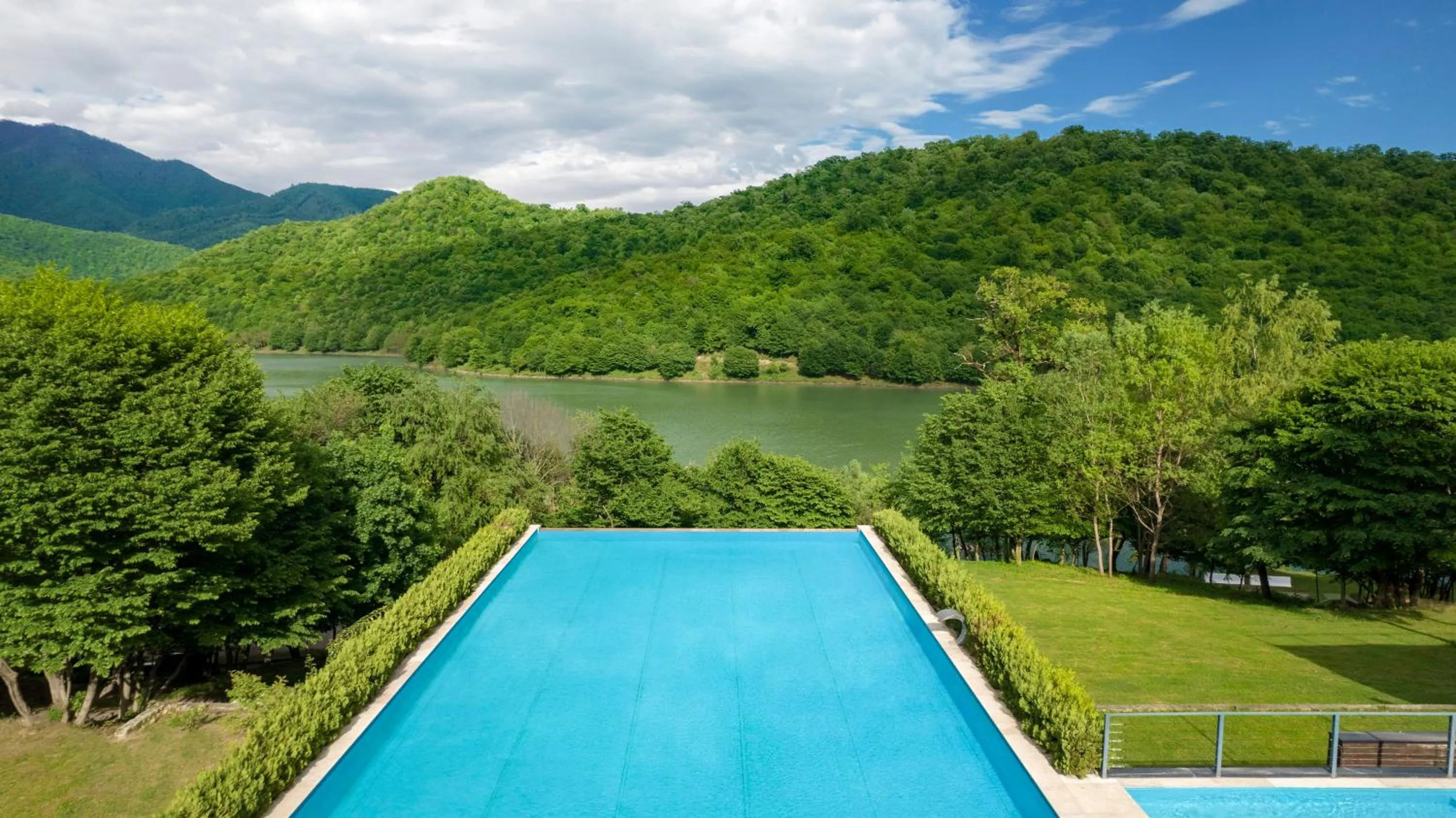 Swimming pool in Kvareli Lake Resort