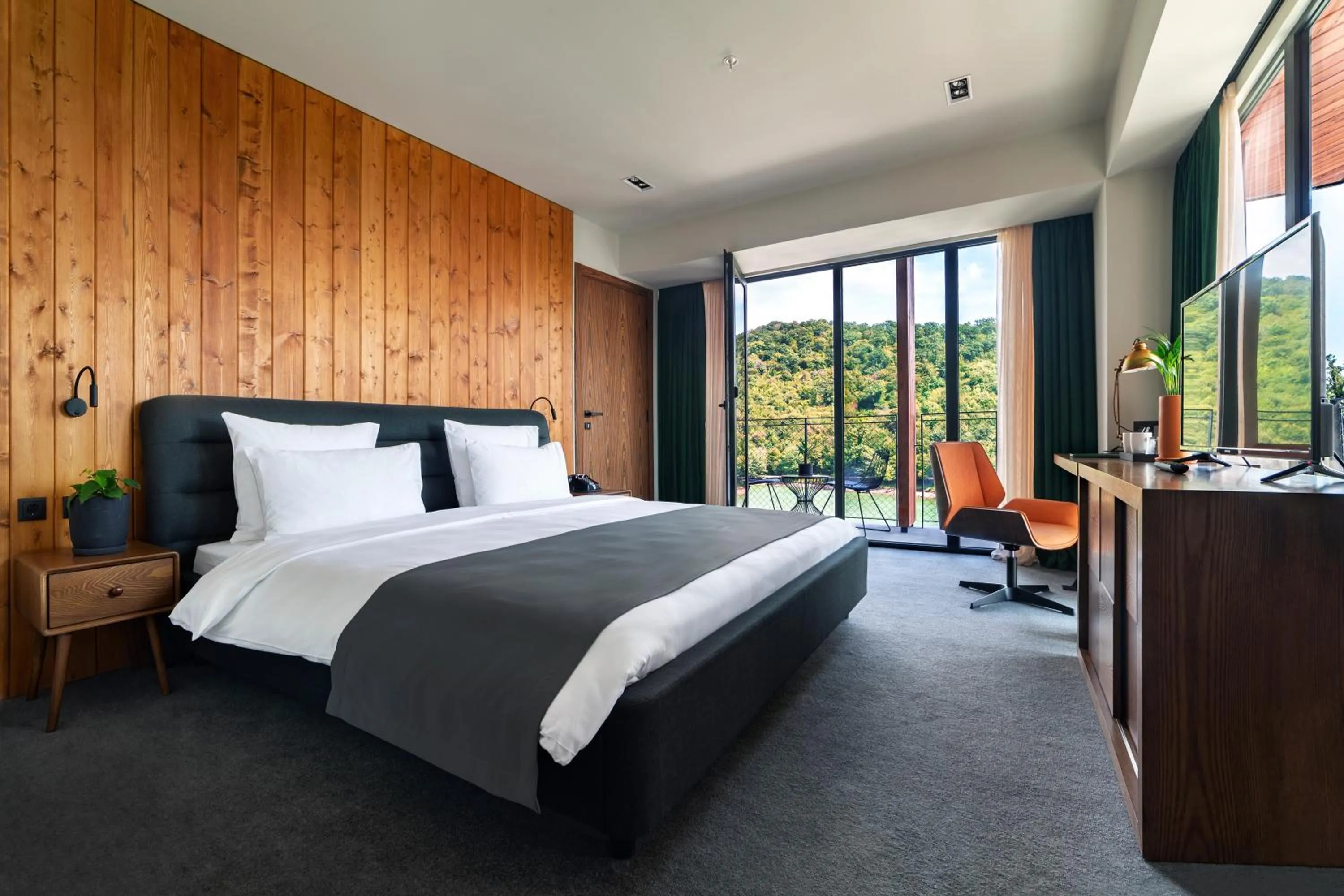 Bed in Kvareli Lake Resort