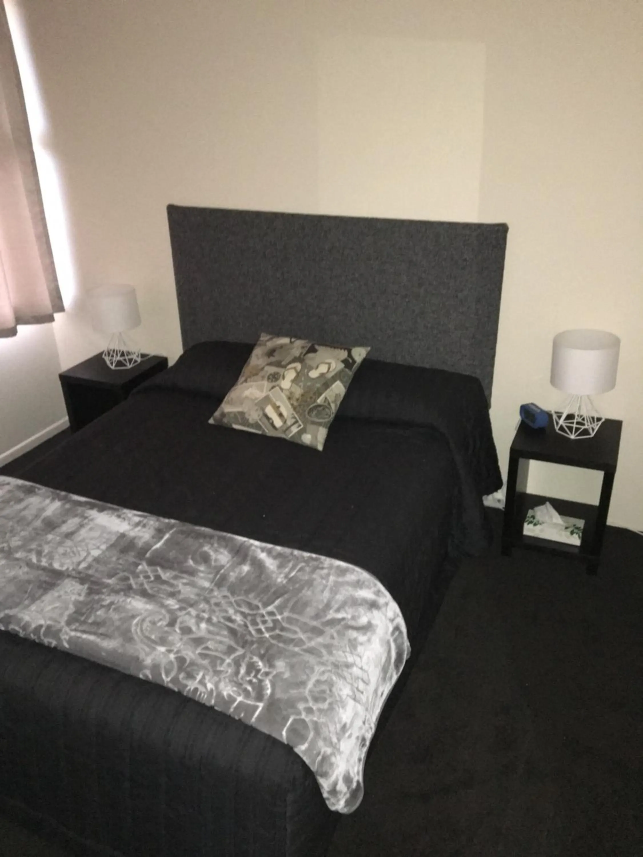 Bedroom, Bed in Mount View Motel Hawera