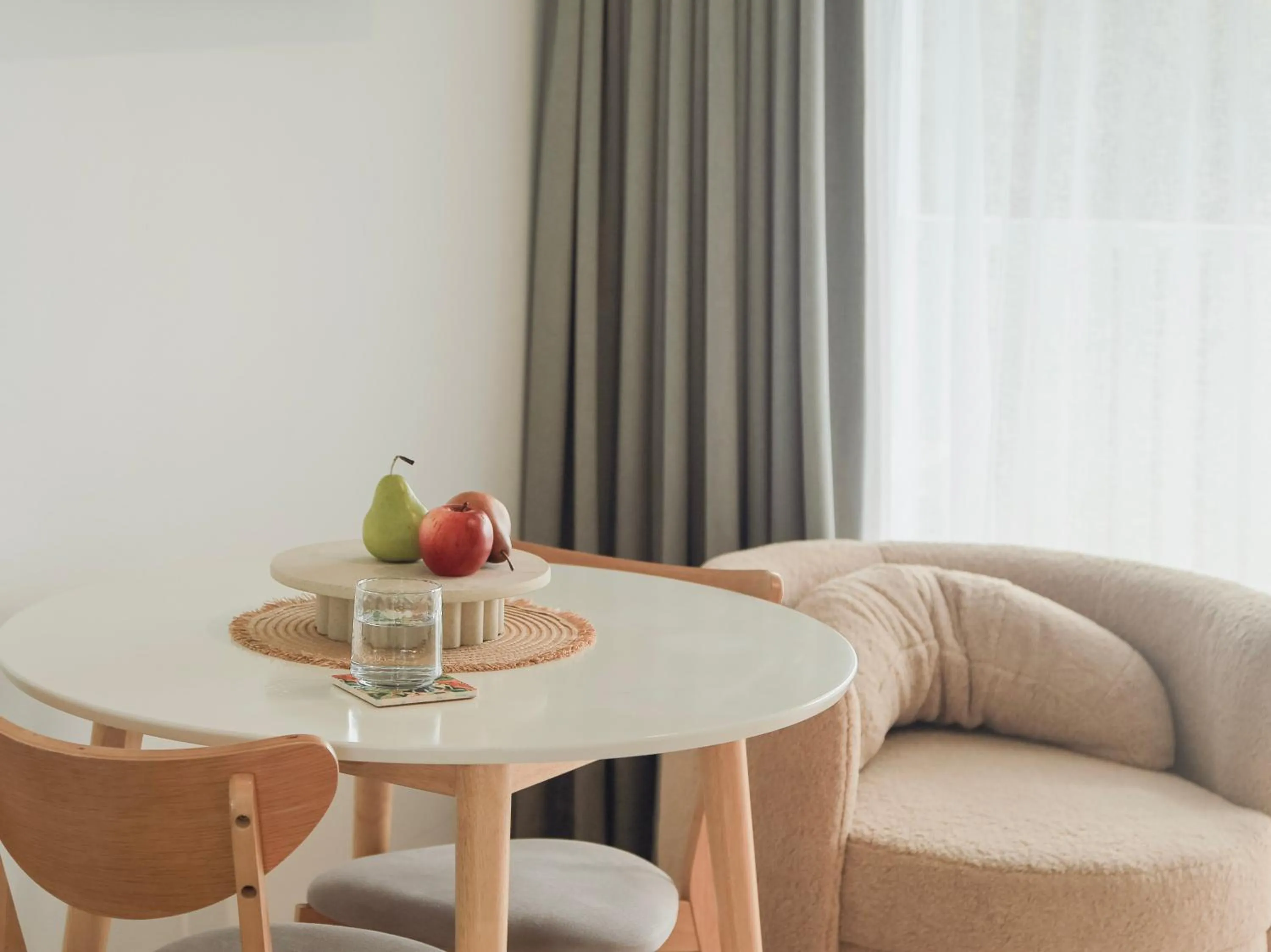 Dining area in Mollymook Motel