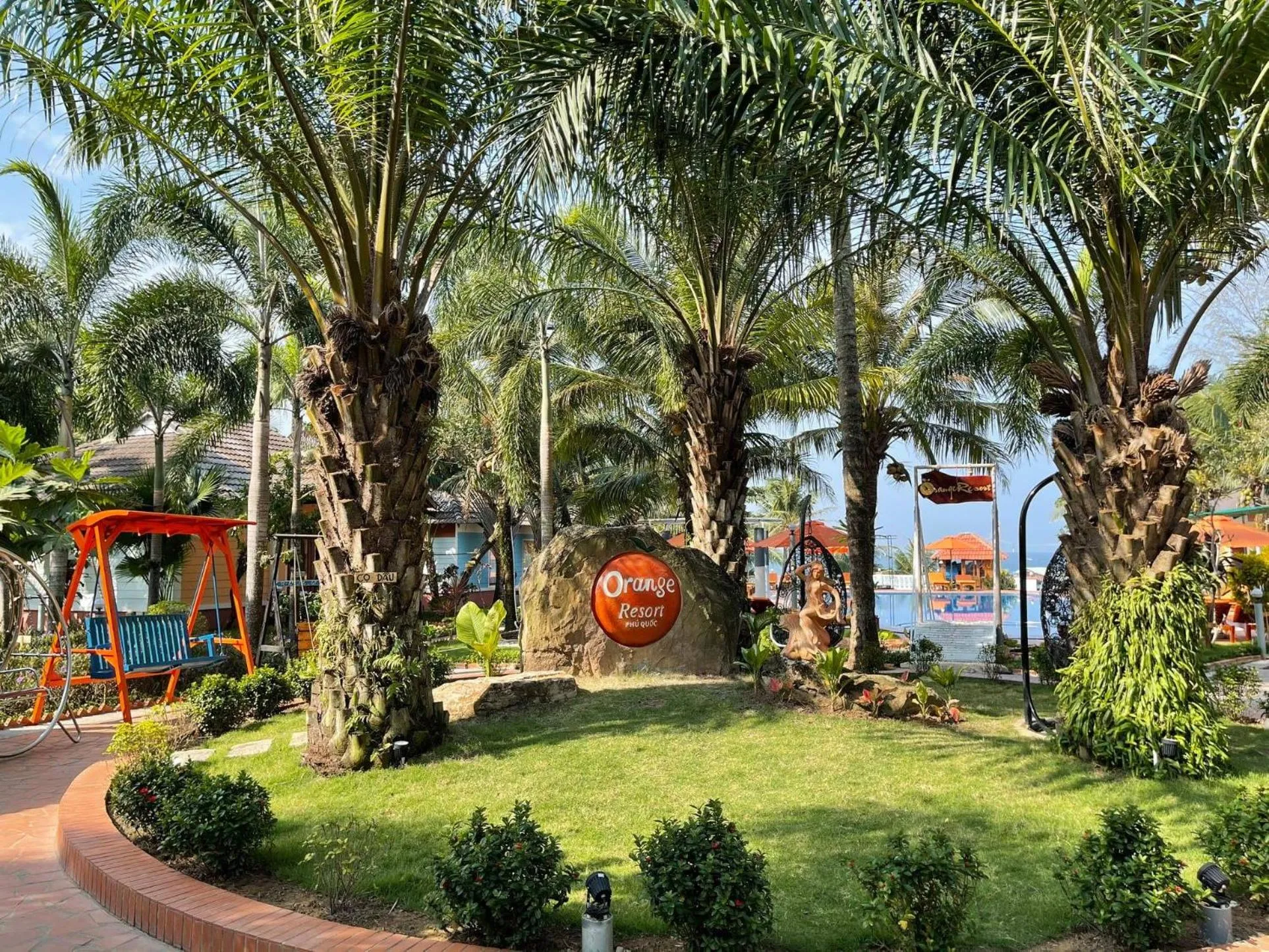 Garden in Orange Resort