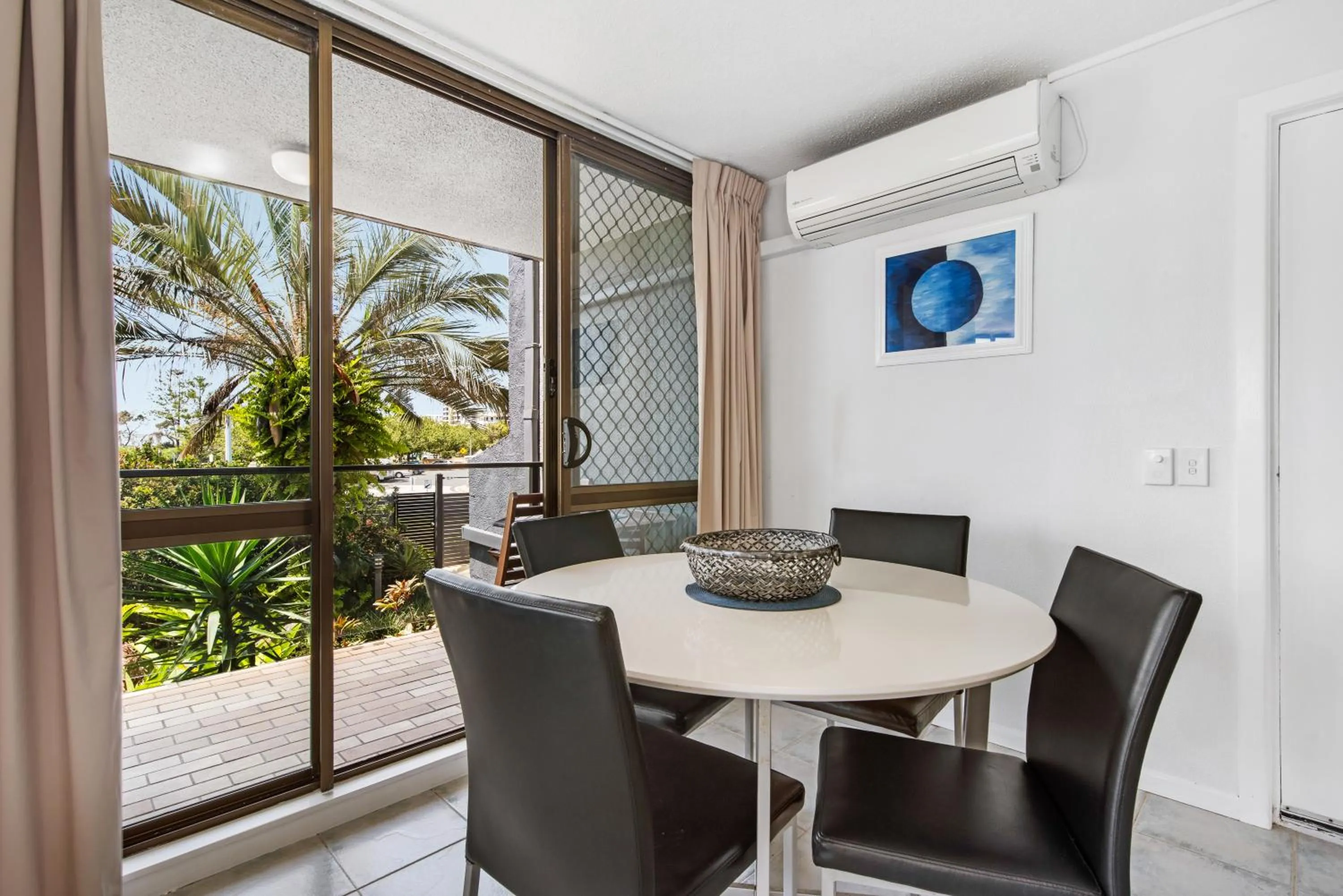 Dining area in Mylos Holiday Apartments