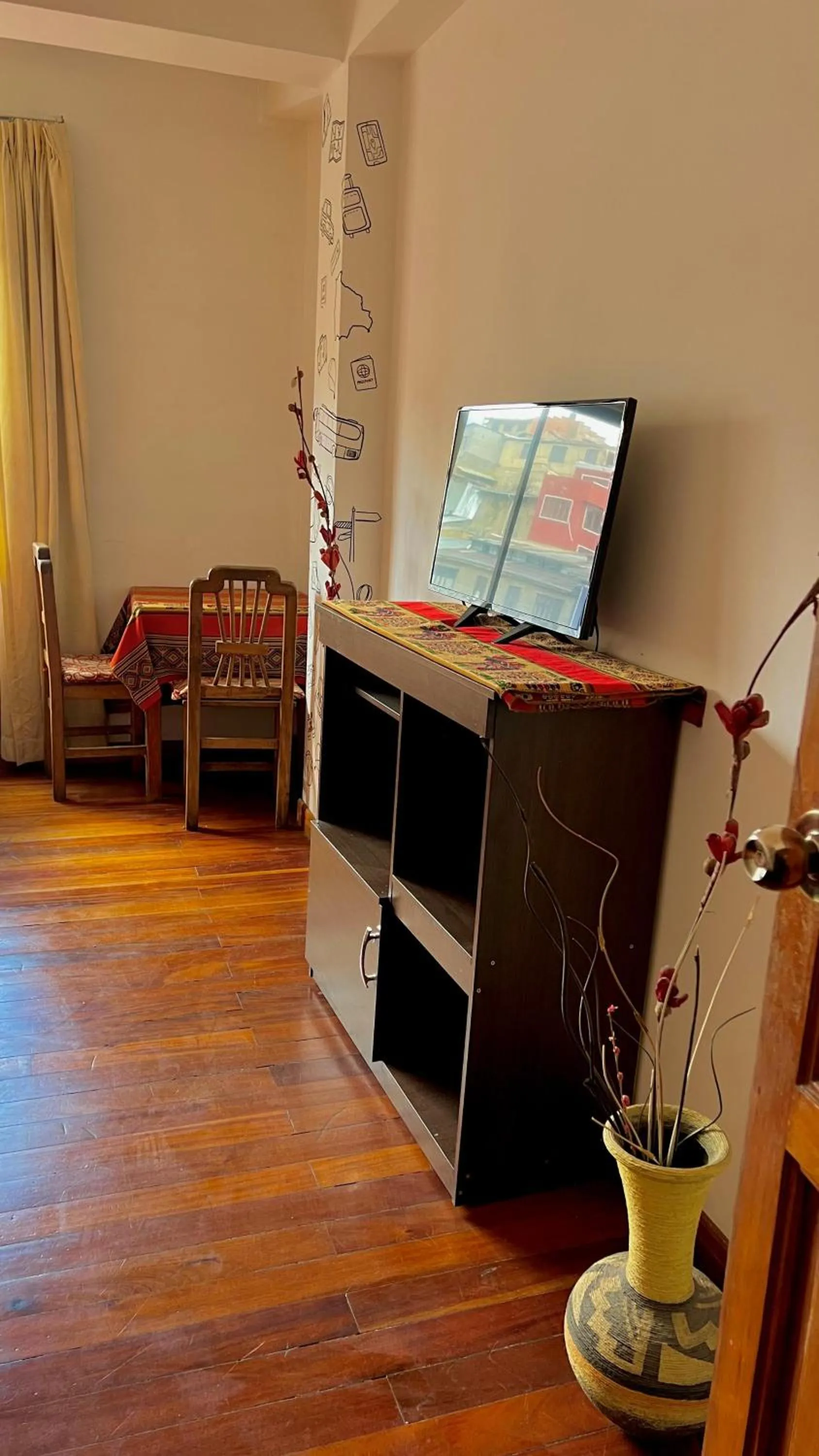 TV and multimedia in Hotel Avenida