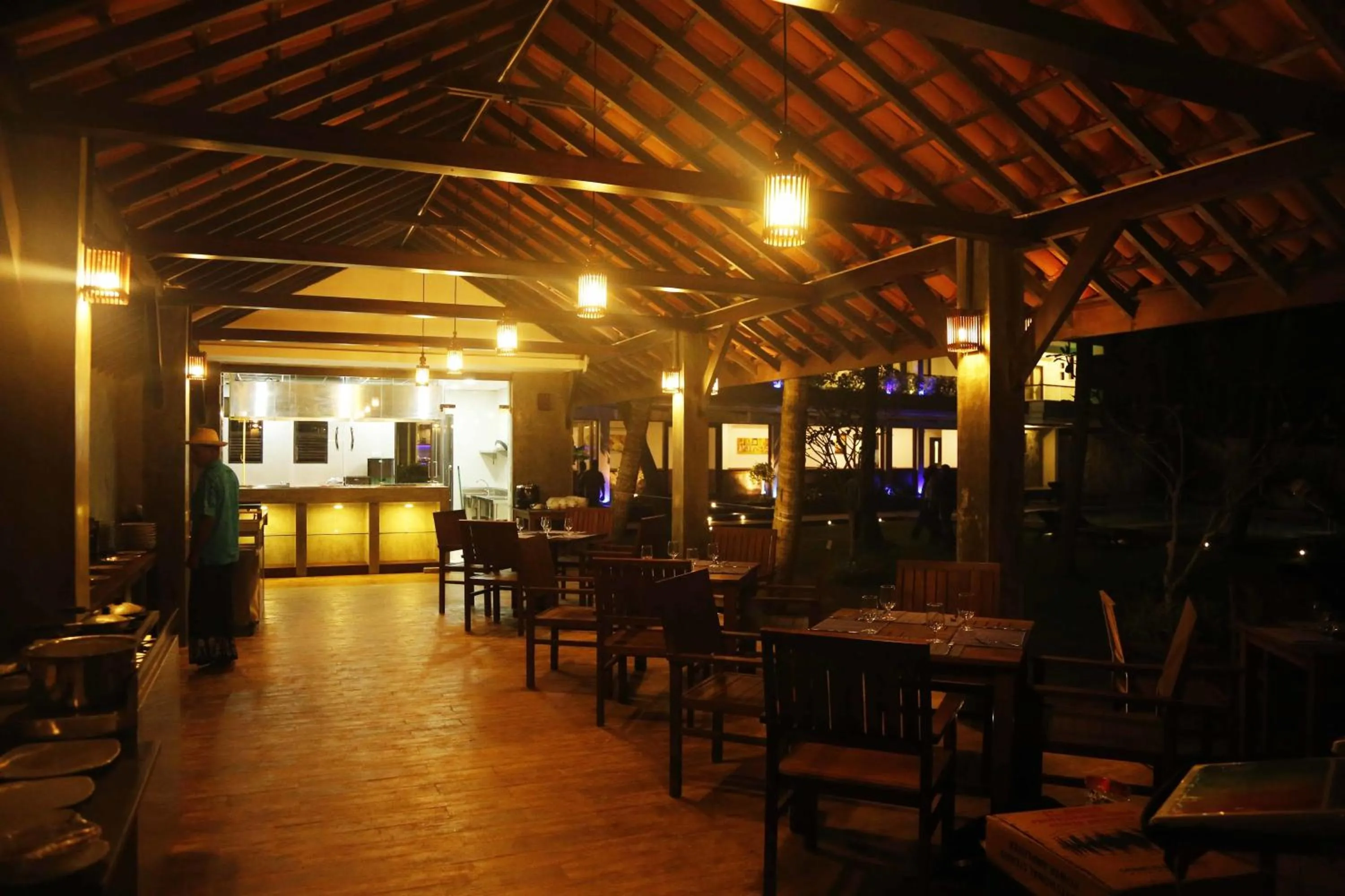 Restaurant/places to eat in Blue Beach Hotel