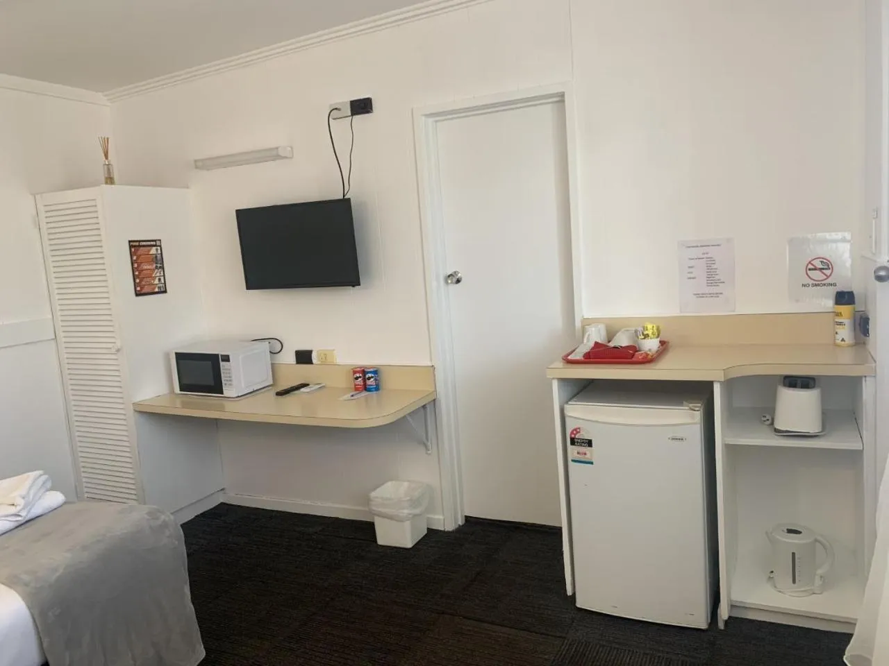 Bed in Charlton Motel