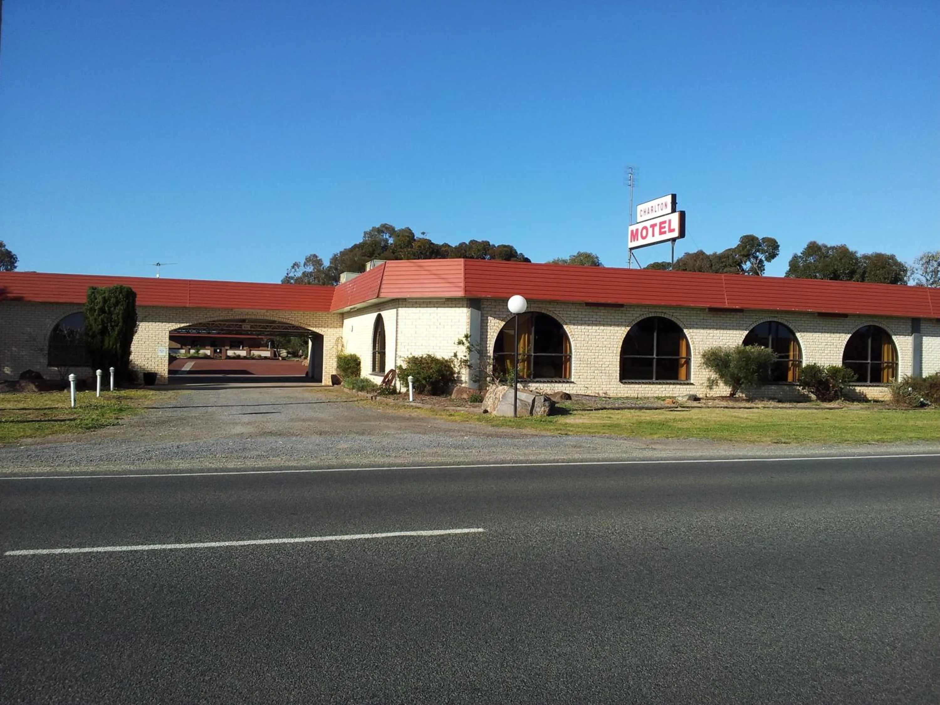 Property building in Charlton Motel