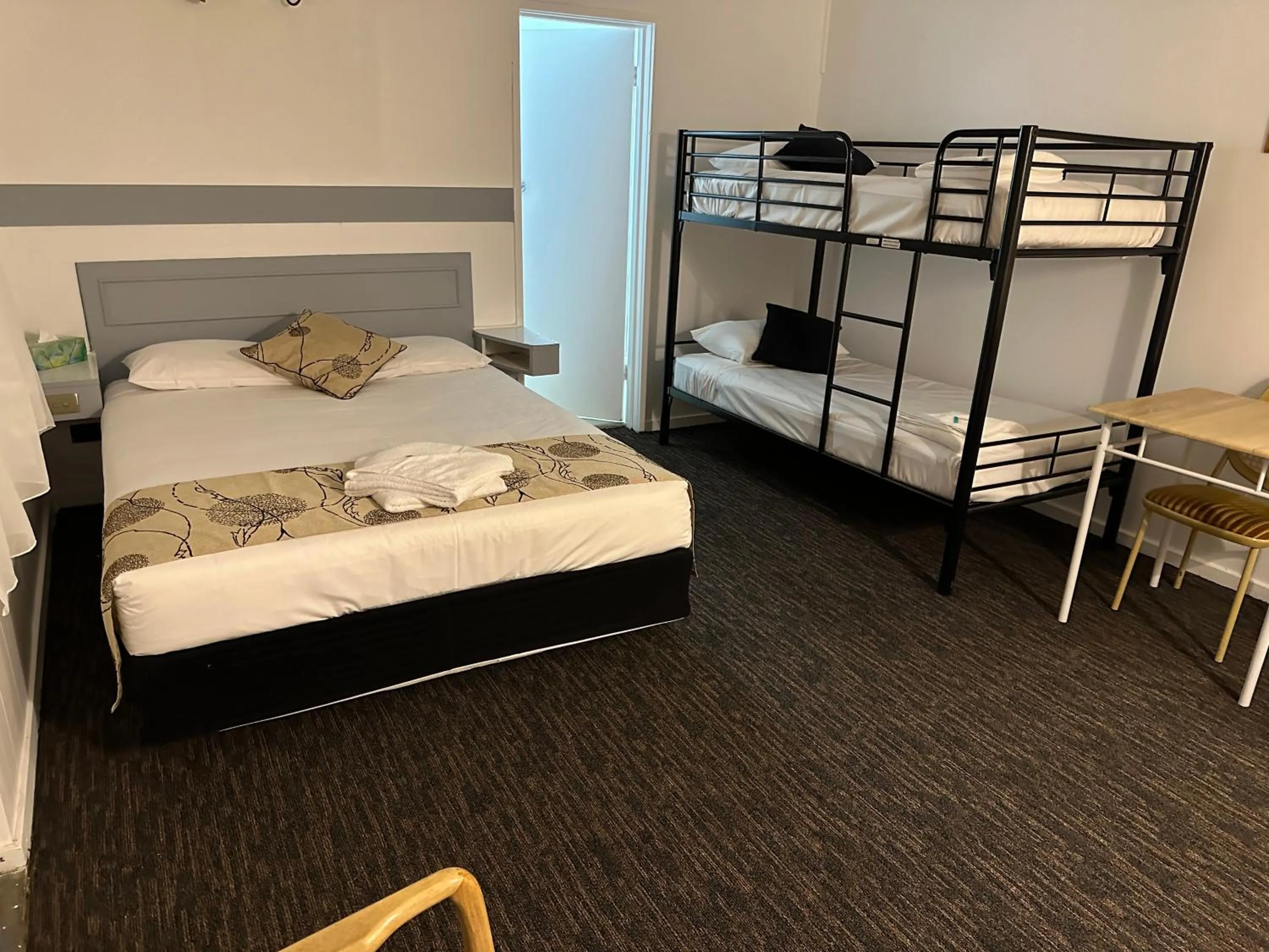 Bed in Charlton Motel