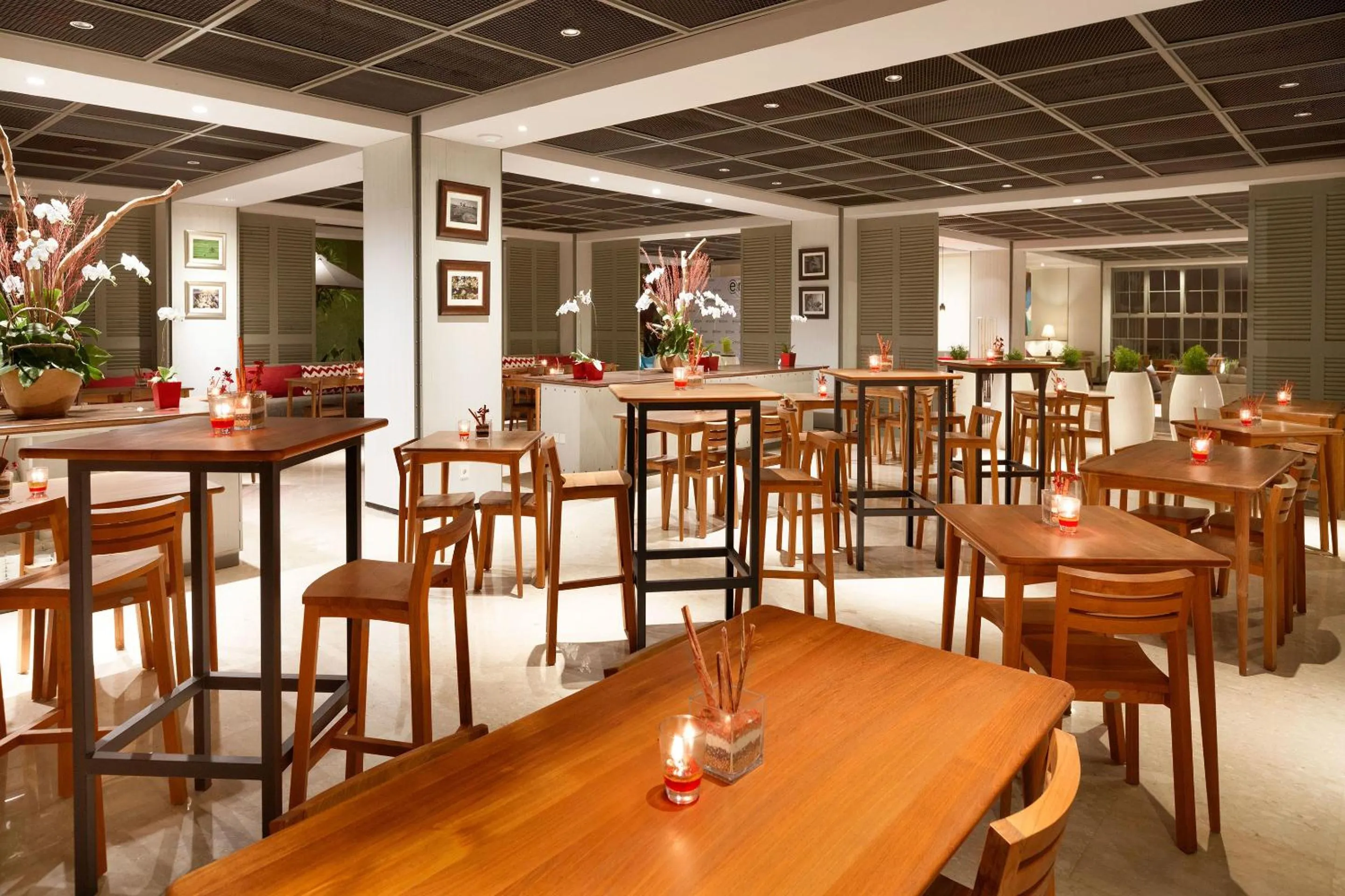 Restaurant/places to eat in Ramada Encore by Wyndham Bali Seminyak
