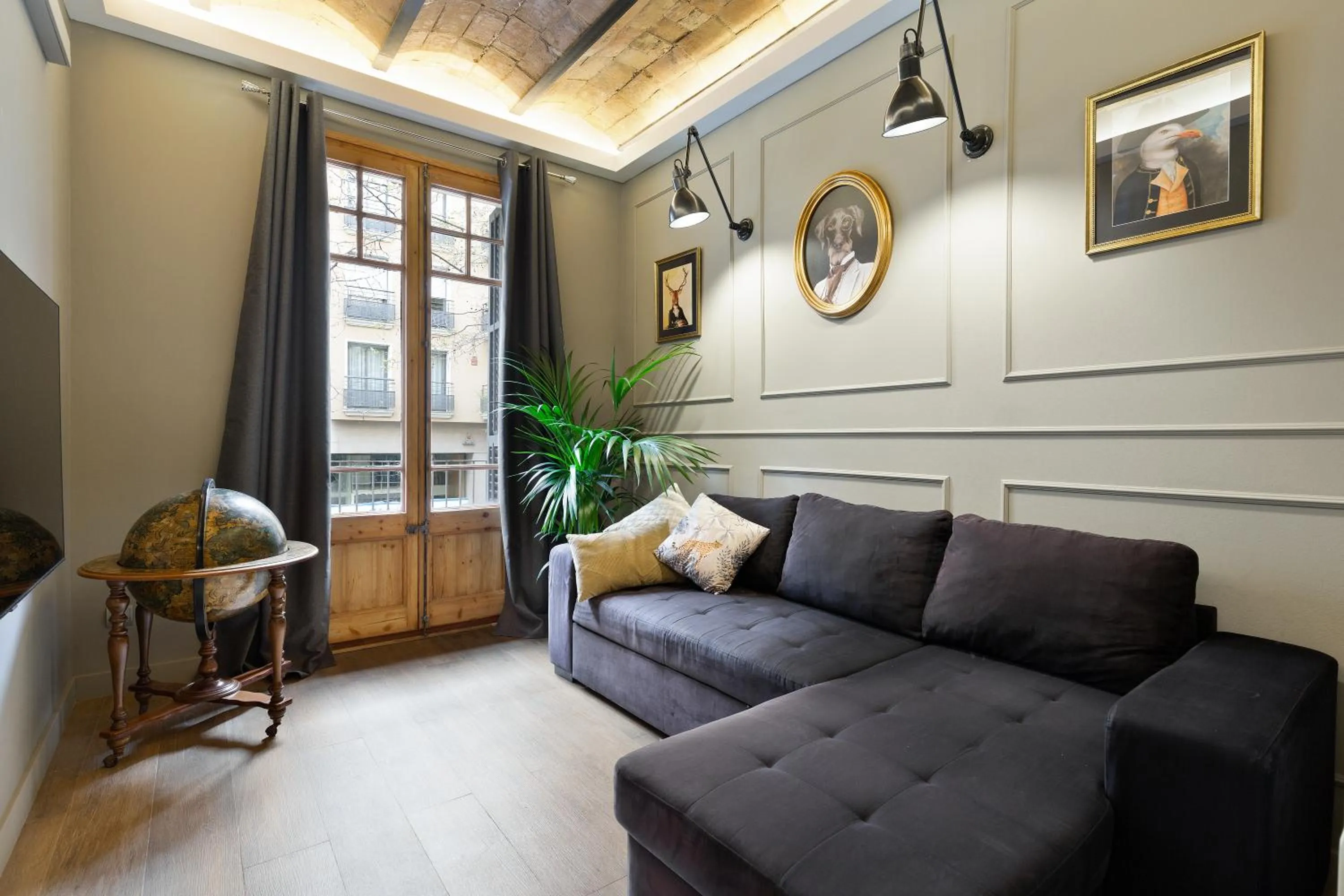 Living room in Sagrada266 by chicStays