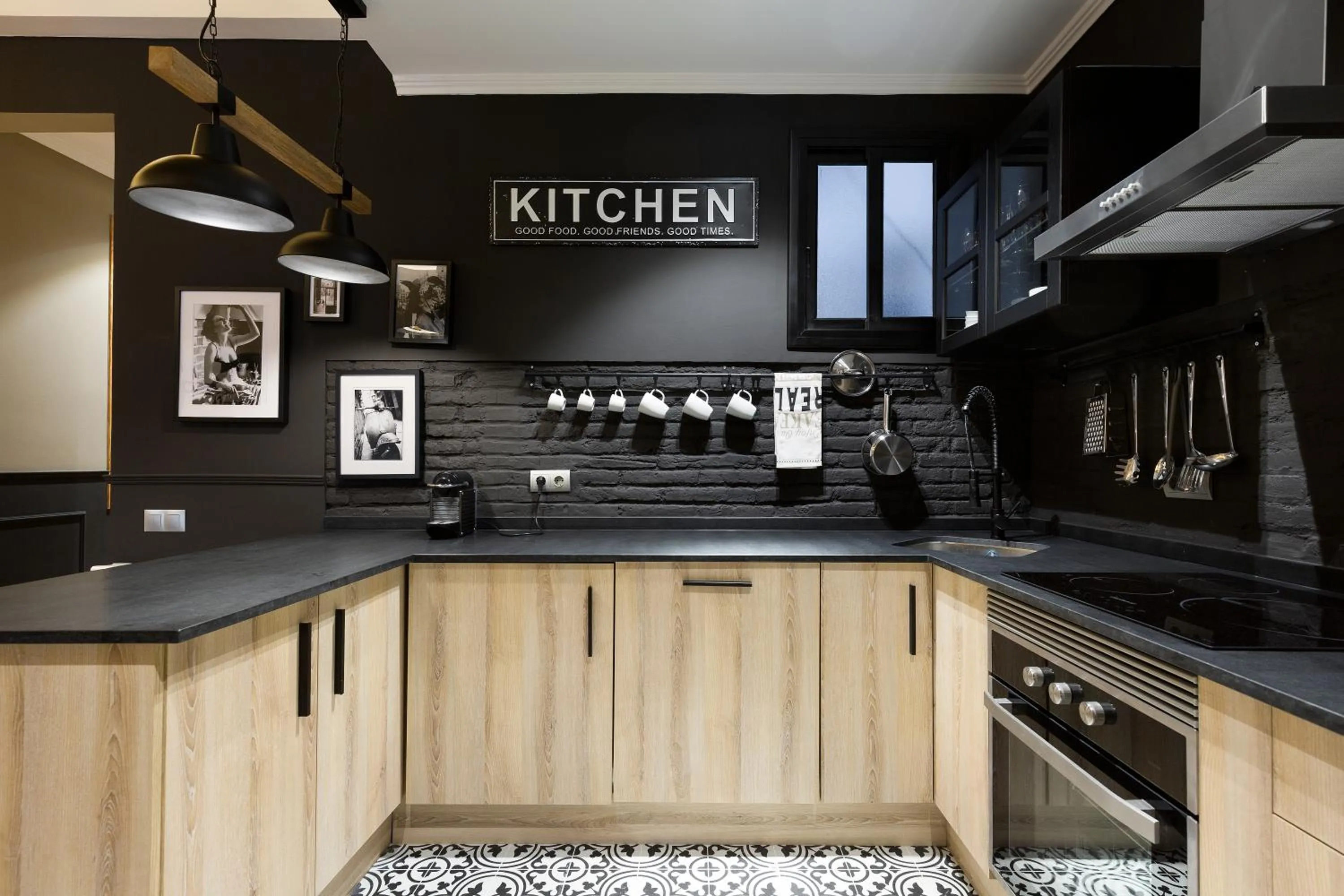 Kitchen or kitchenette in Sagrada266 by chicStays