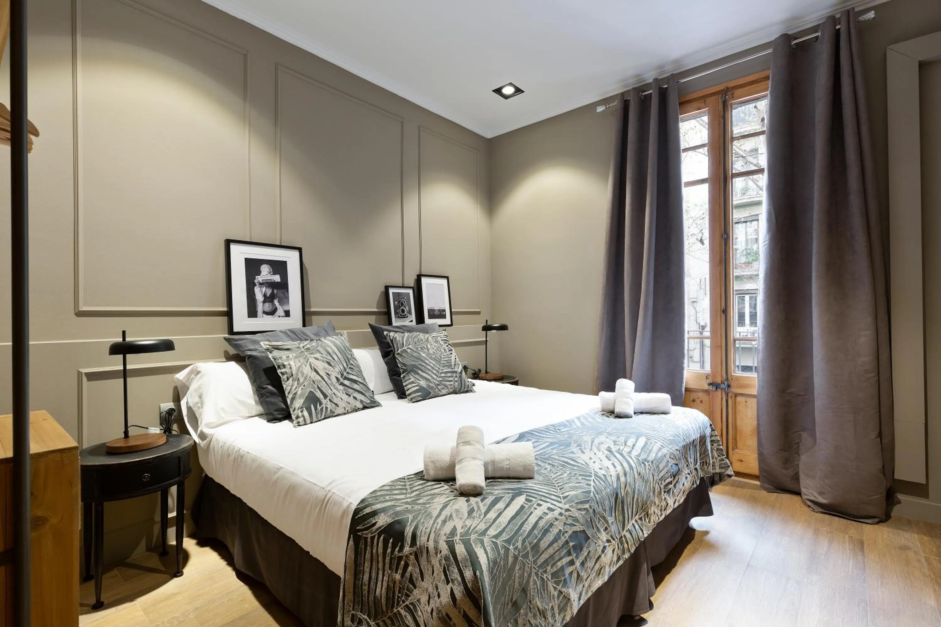 Bed in Sagrada266 by chicStays