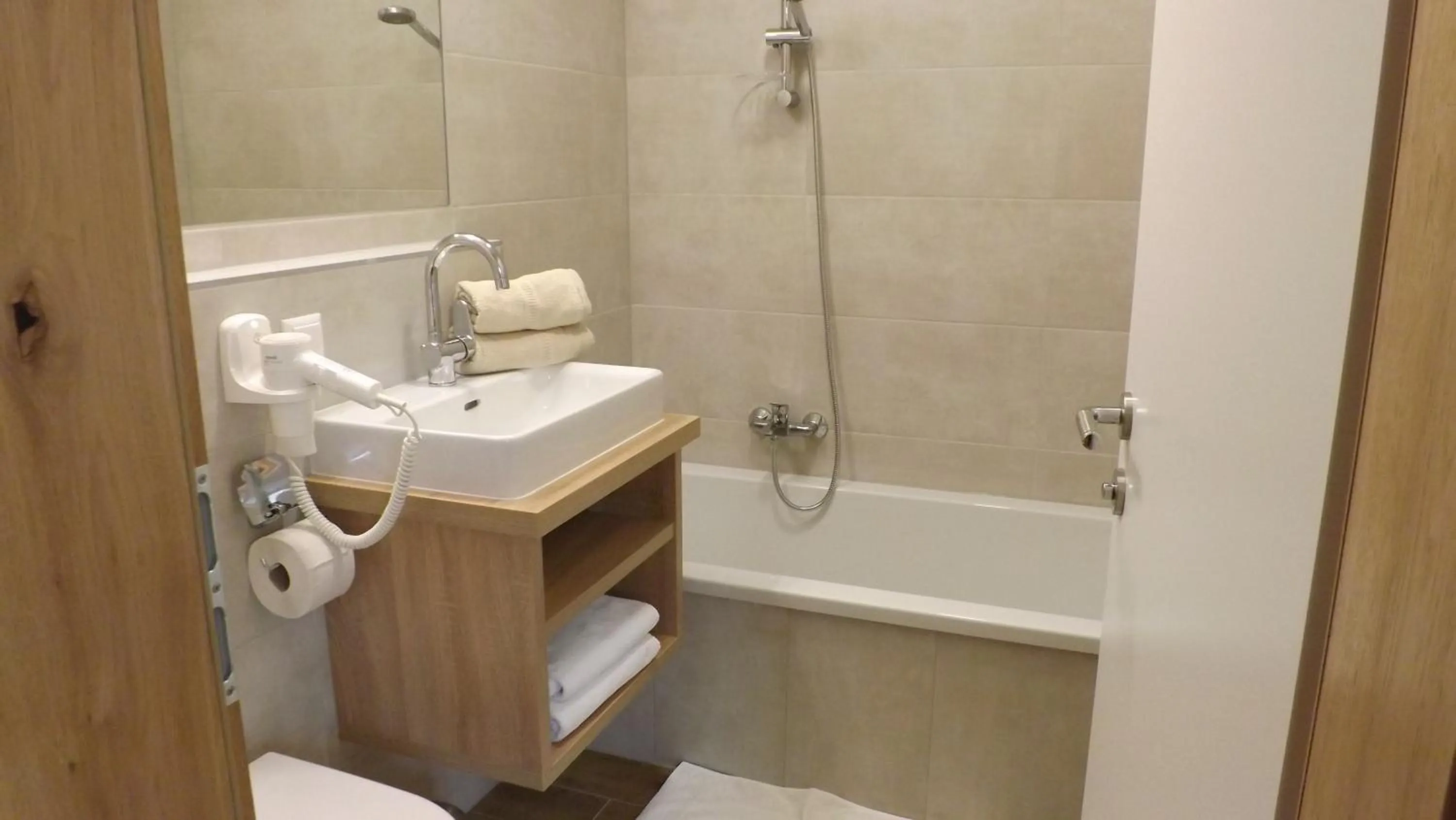 Bathroom in Pension Geissler-Reicher