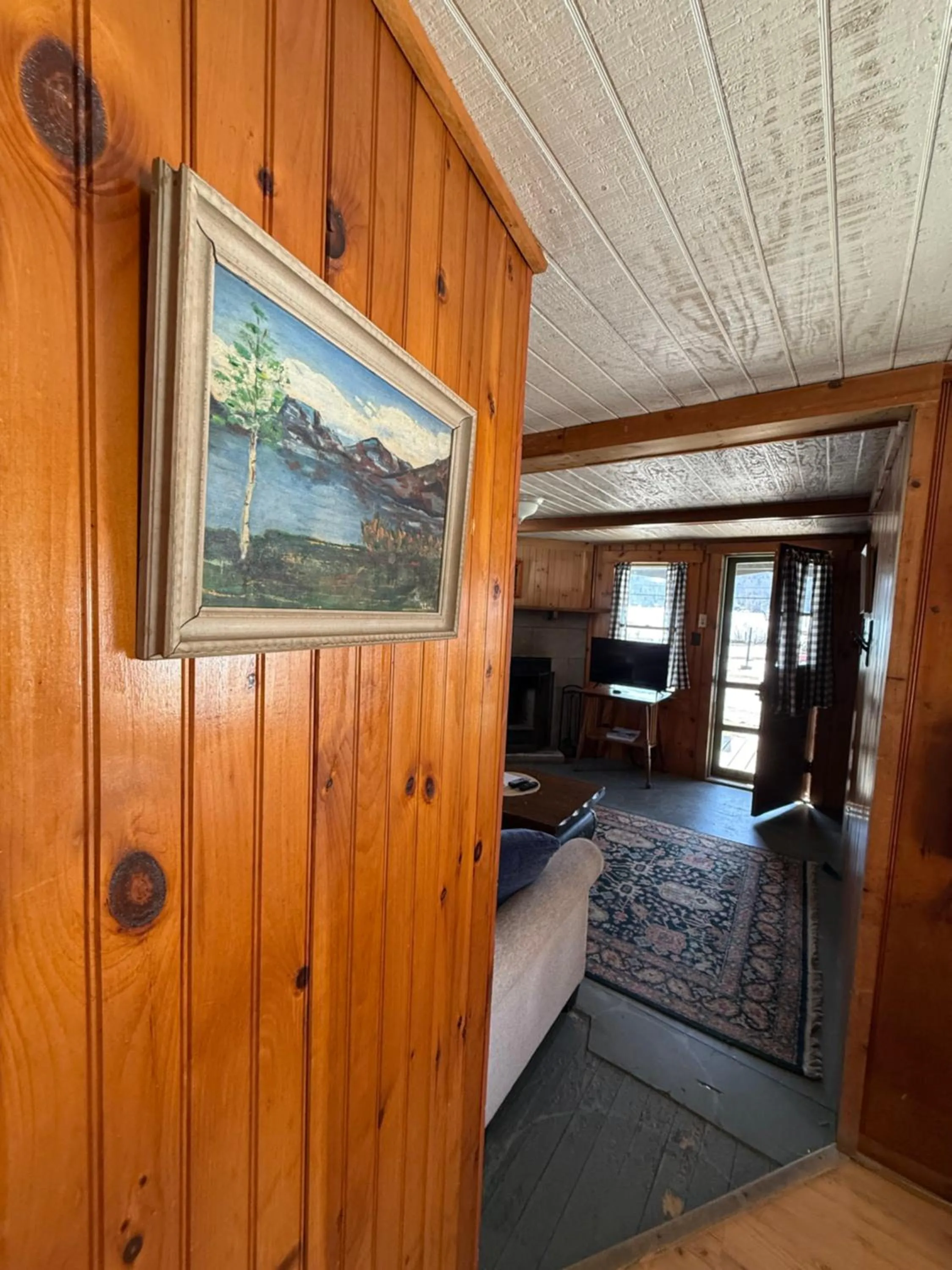 Bed in Cottage Place on Squam Lake