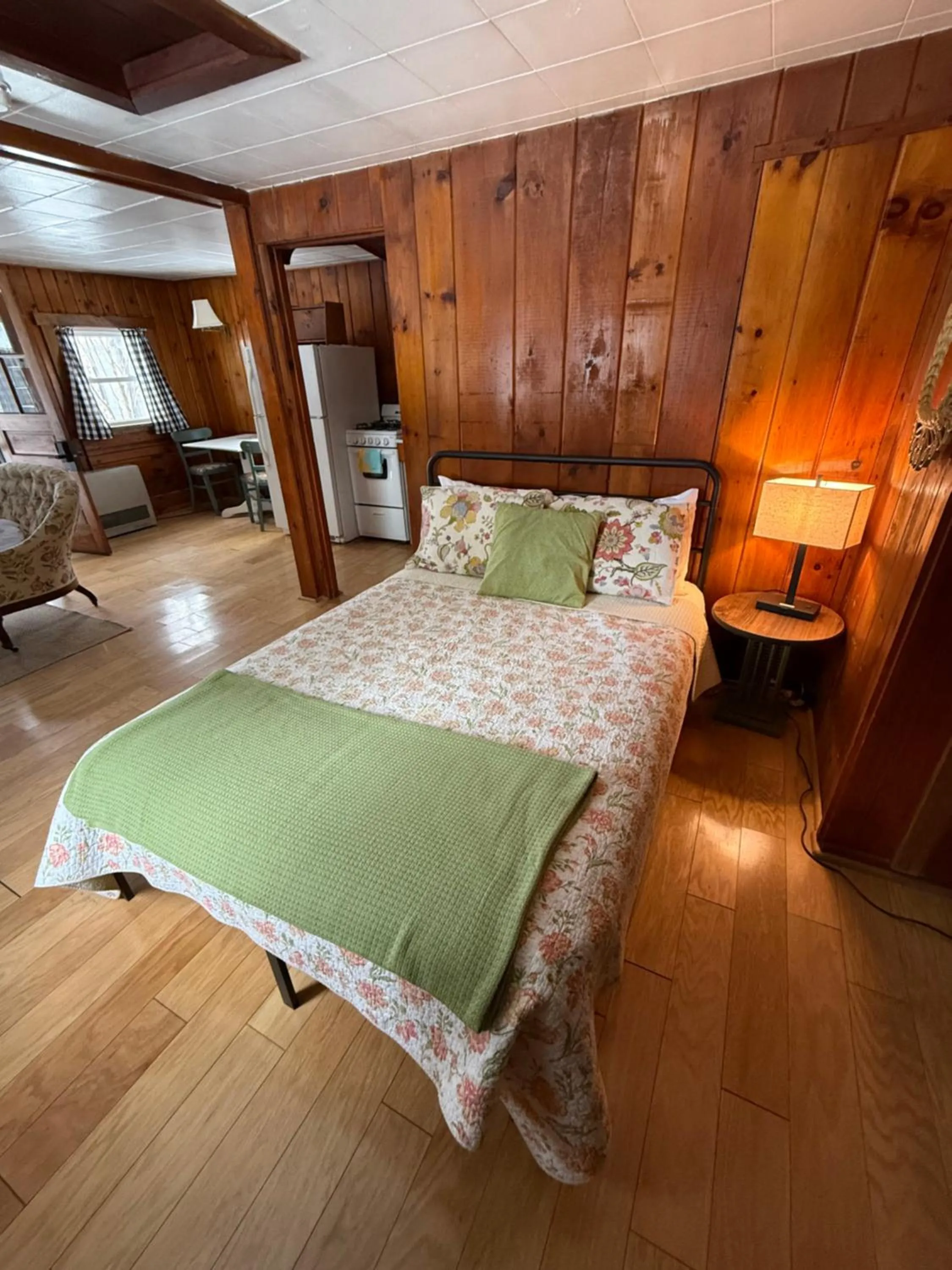 Bed in Cottage Place on Squam Lake