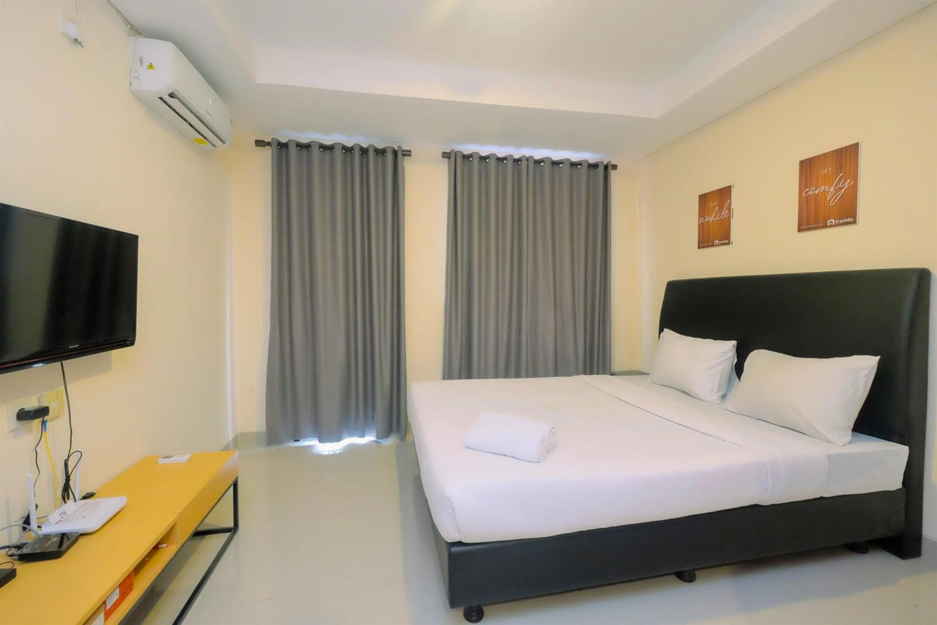 Bed in Studio Best Rate at Kebayoran Icon Apartment near Gandaria City By Travelio