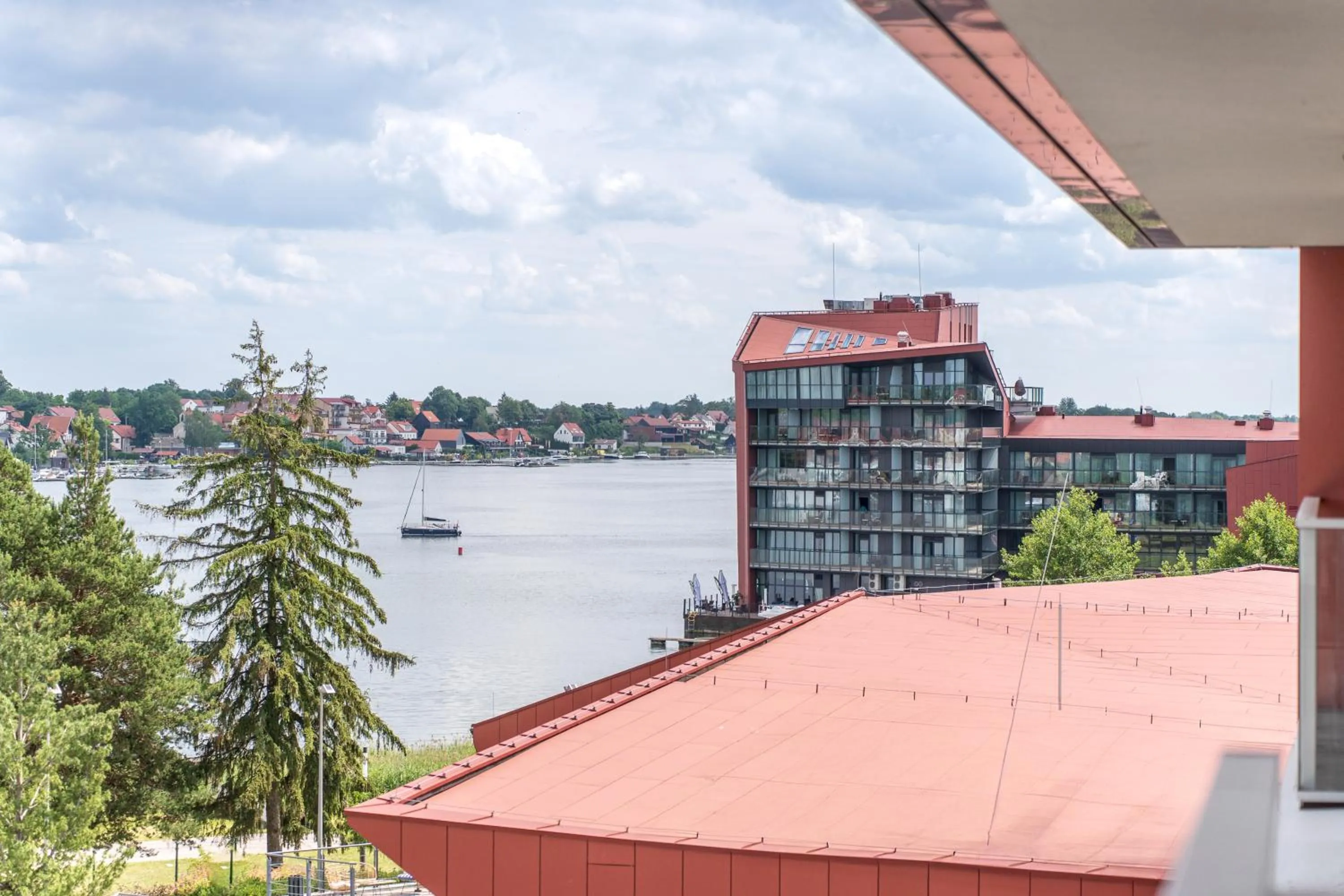 Property building in Apartamenty Premium N11 Mikołajki - Destigo Hotels