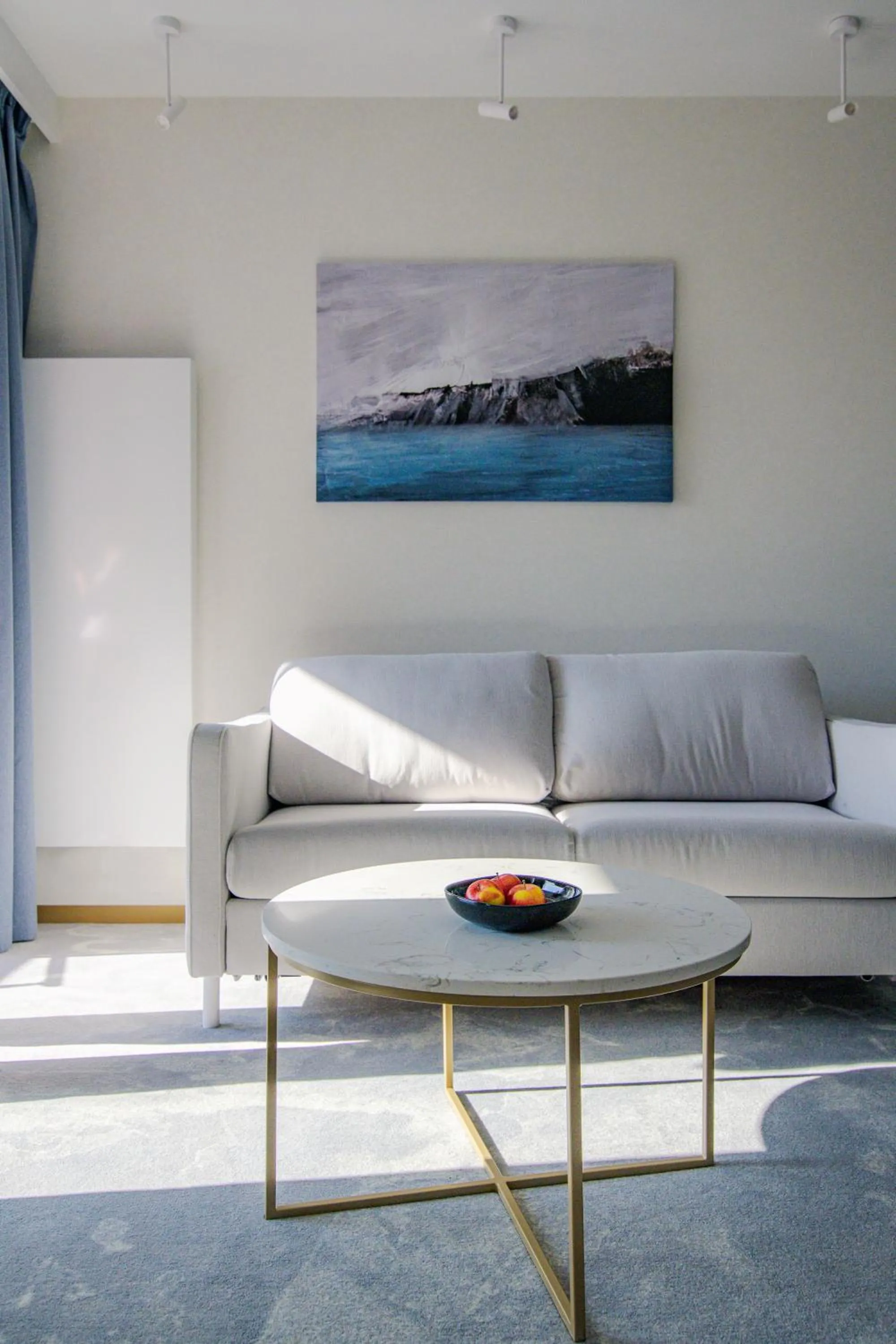 Living room in Apartamenty Premium N11 Mikołajki - Destigo Hotels