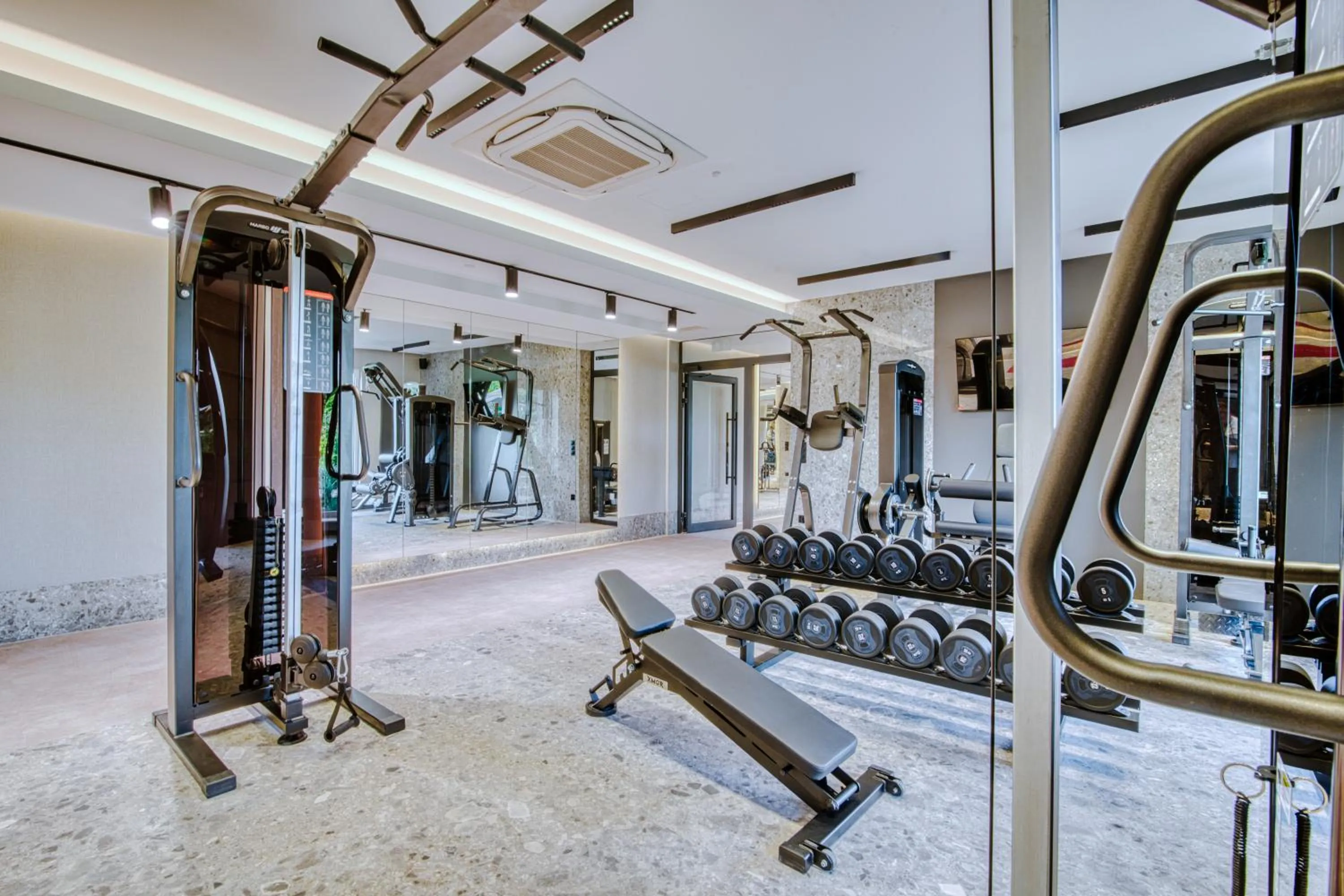 Fitness centre/facilities in Apartamenty Premium N11 Mikołajki - Destigo Hotels