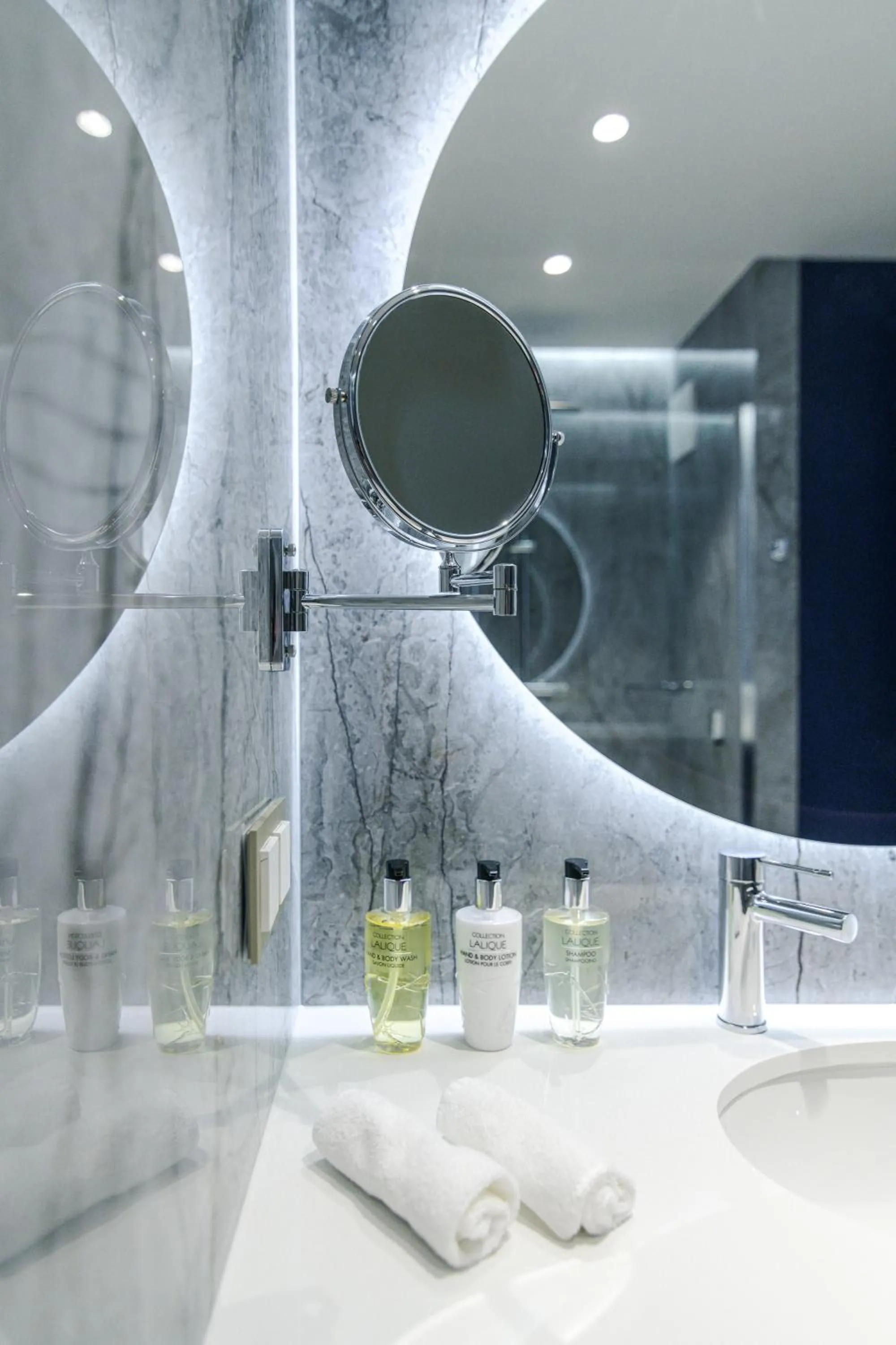 Bathroom in Apartamenty Premium N11 Mikołajki - Destigo Hotels