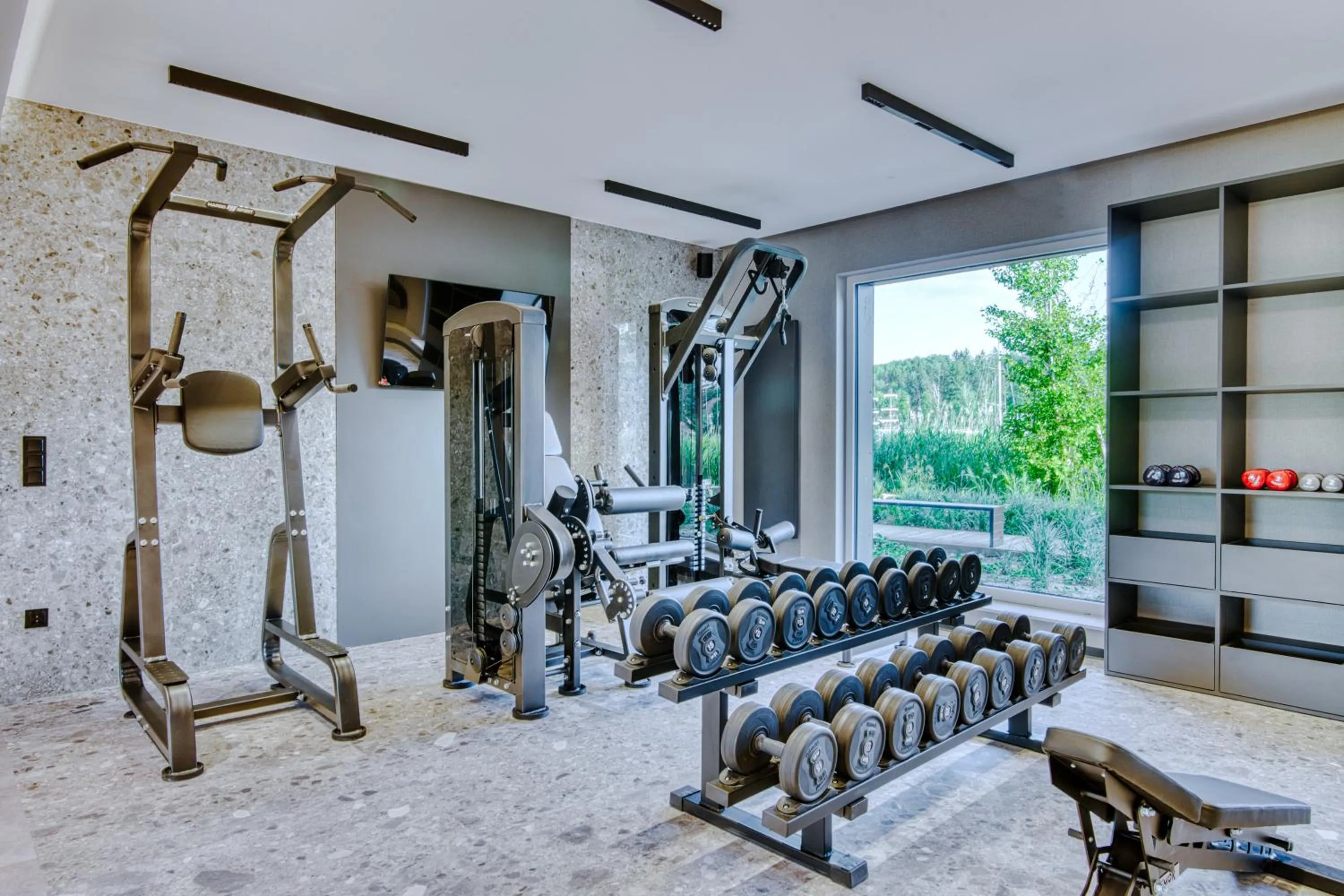 Fitness centre/facilities in Apartamenty Premium N11 Mikołajki - Destigo Hotels