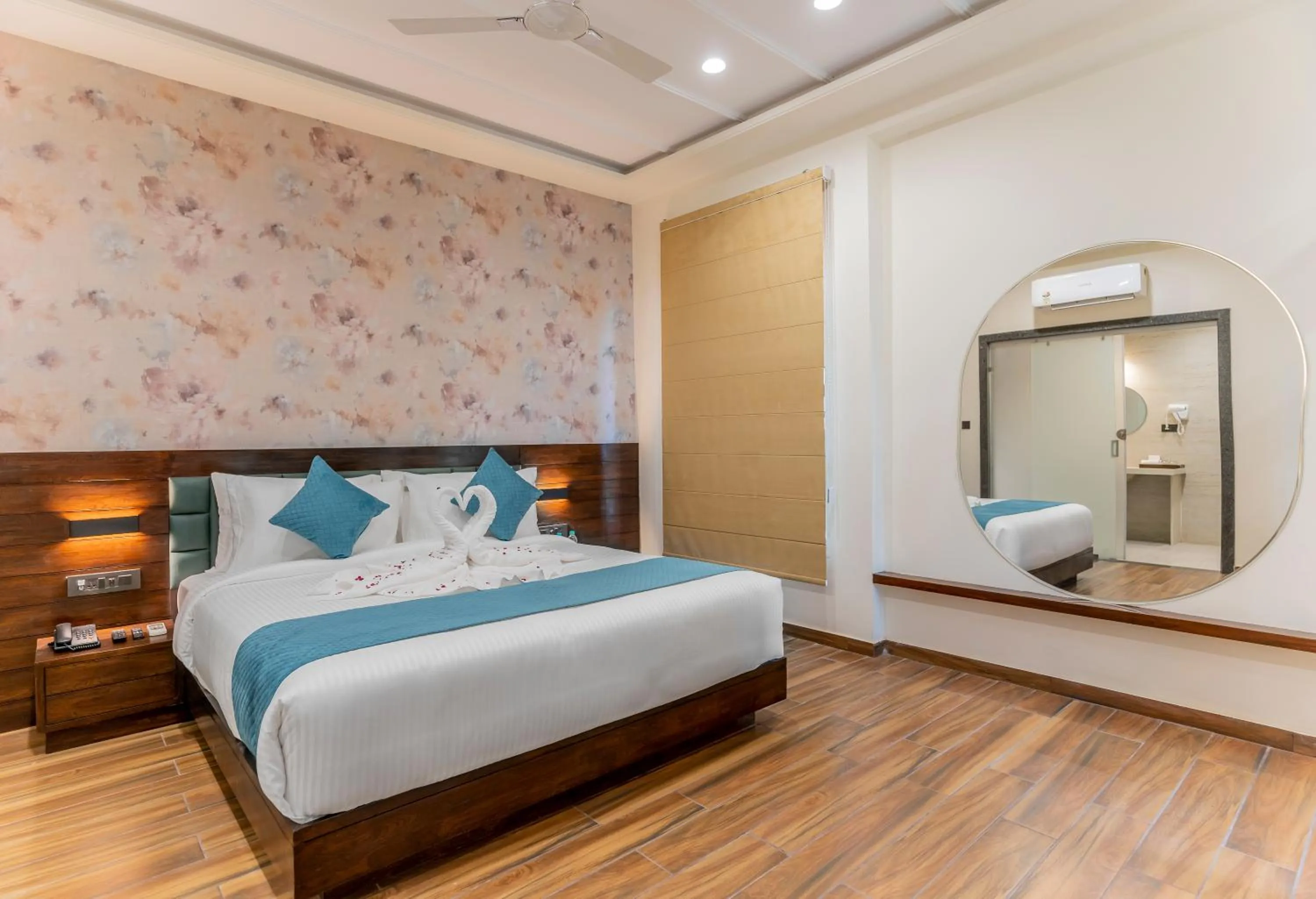 Bed in The Belita Hotel & Spa