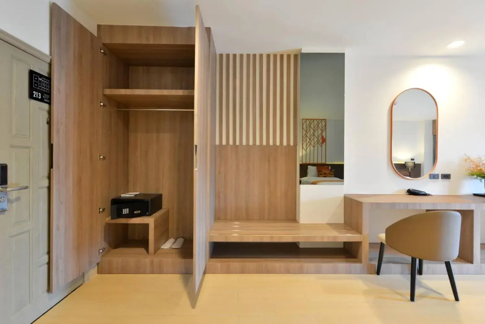 Deluxe Twin Room in Kastel Pattaya Hotel Deluxe Twin Room in Kastel Pattaya Hotel