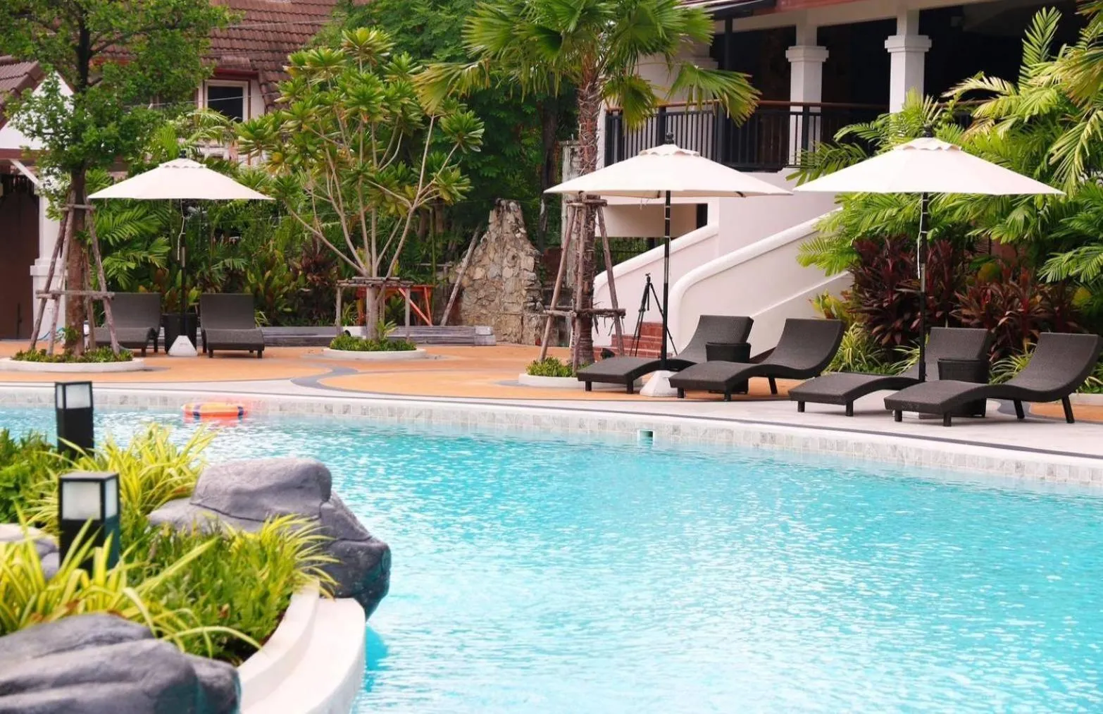 Swimming pool in Kastel Pattaya Hotel