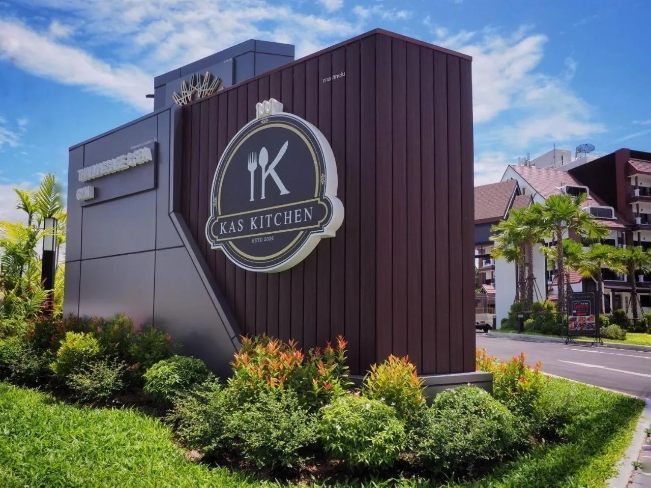 Property building in Kastel Pattaya Hotel