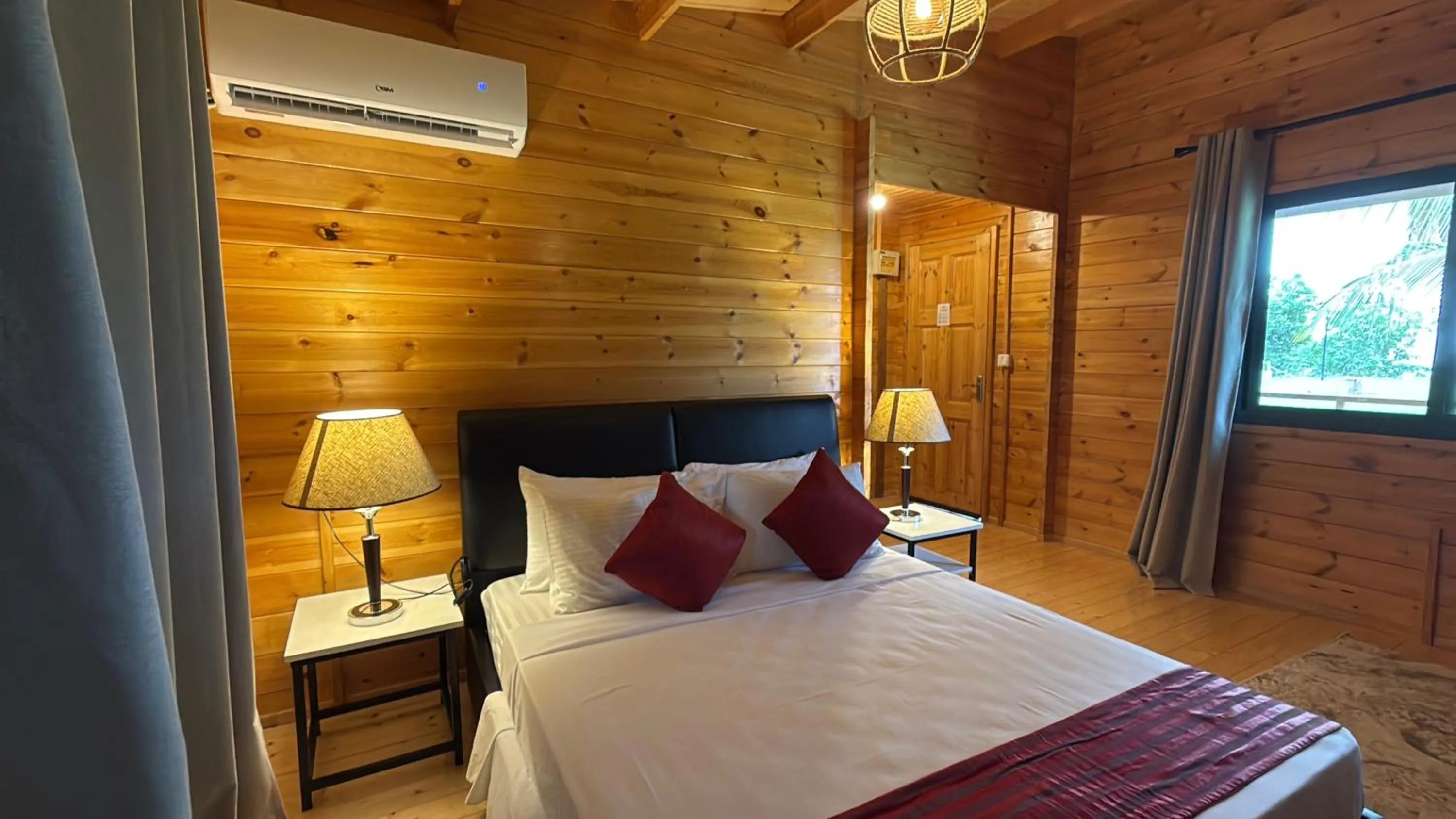 Bed in Utende Seacliff Resort