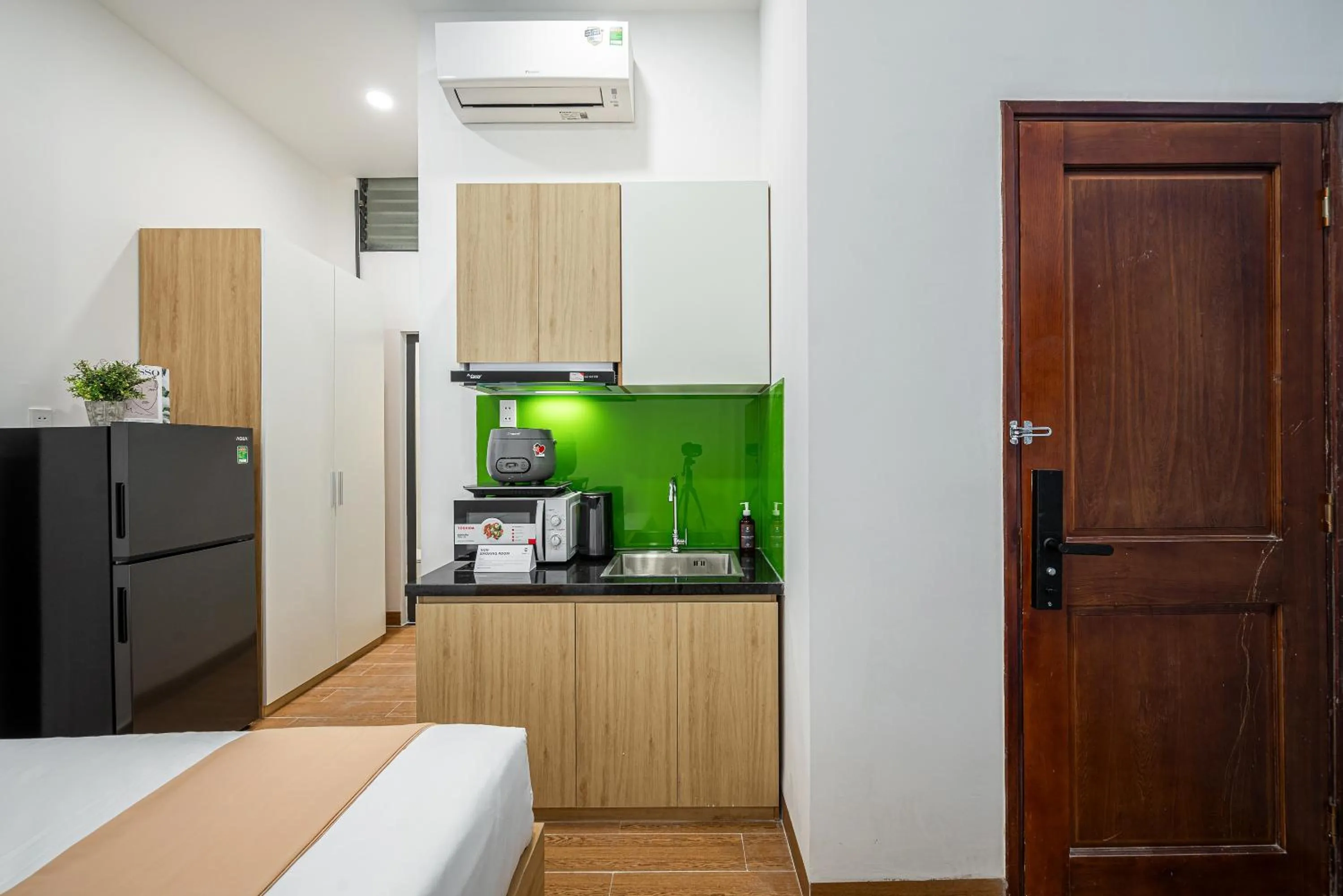 Kitchen or kitchenette, Bed in Cozrum Homes - Spring Residence